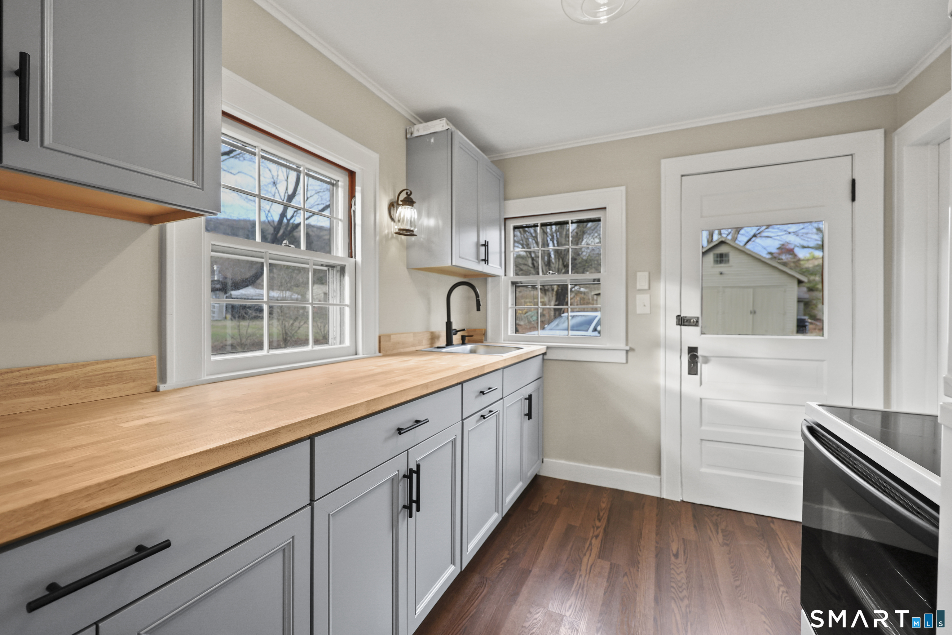 Photo 18 of 85 Stedman Road, New Hartford, CT