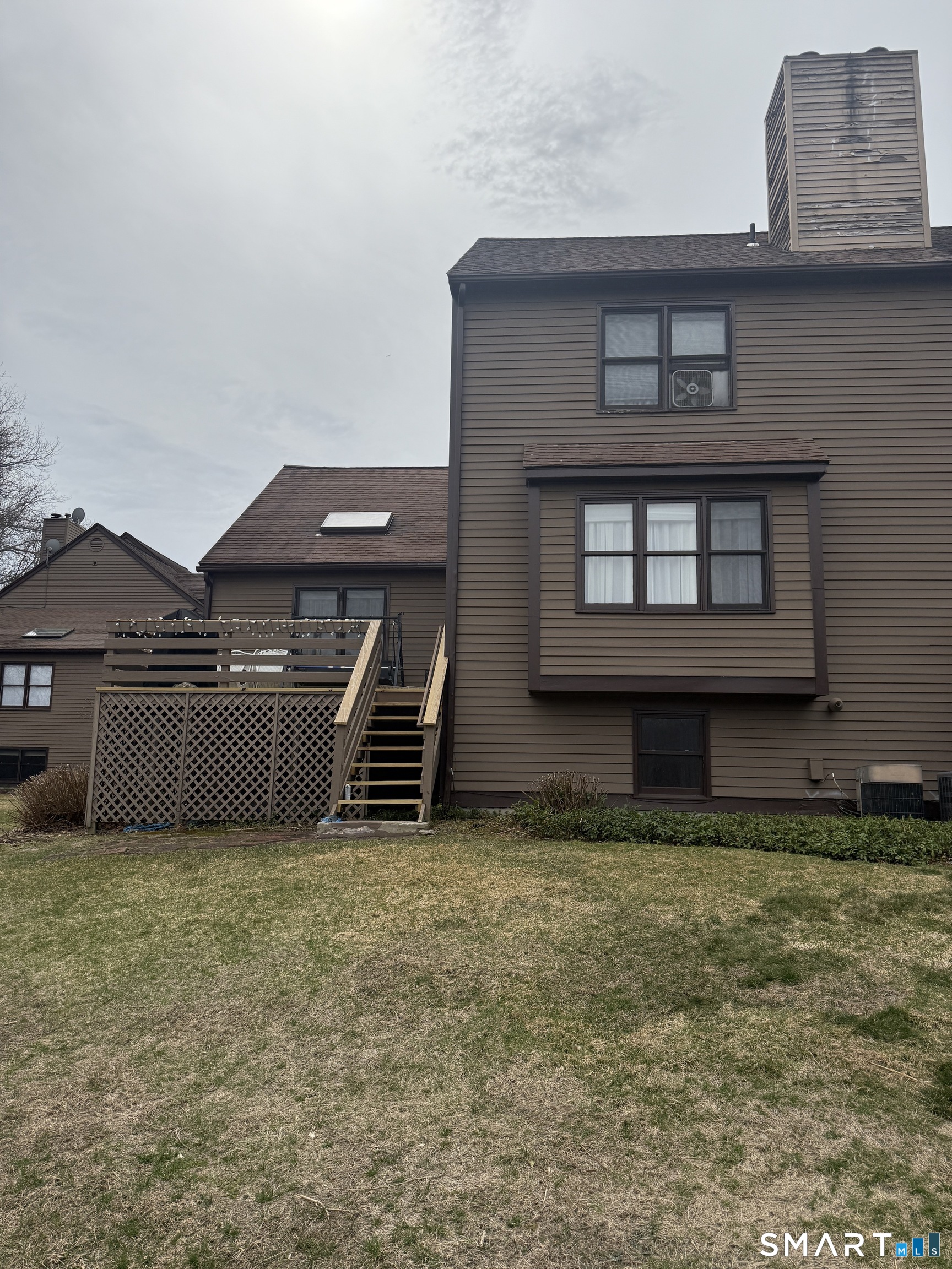 Photo 3 of 10 Echowoods Circle, Monroe, CT