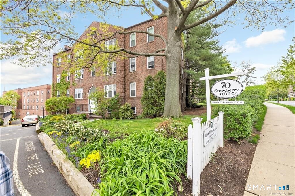 70 Strawberry Hill Avenue, Stamford, Connecticut photo 1