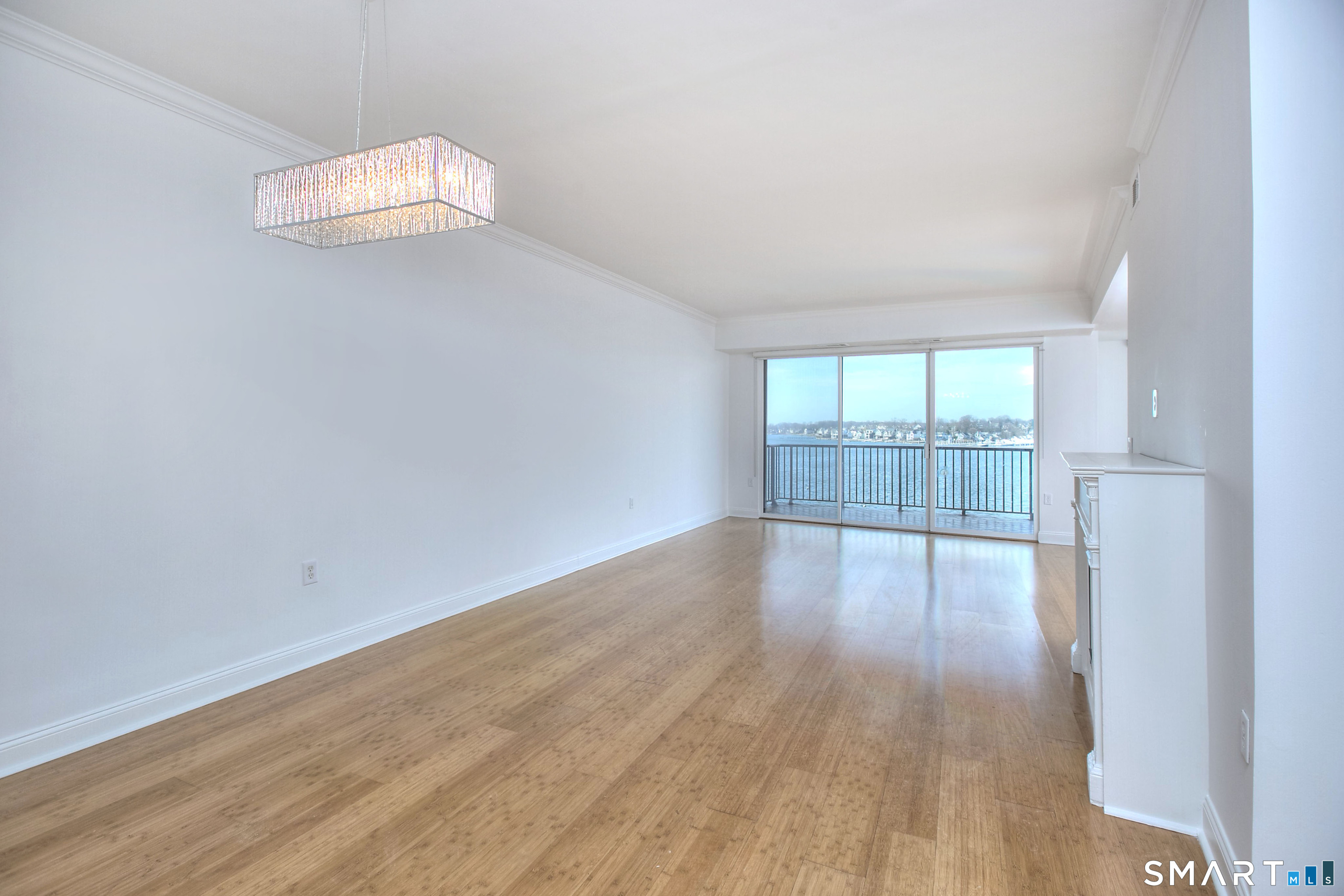 100 Seaview, Norwalk, 06855, 2 Bedrooms Bedrooms, 0 ,2 BathroomsBathrooms,Condo/co-op For Sale,For Sale,Seaview,0,24122289