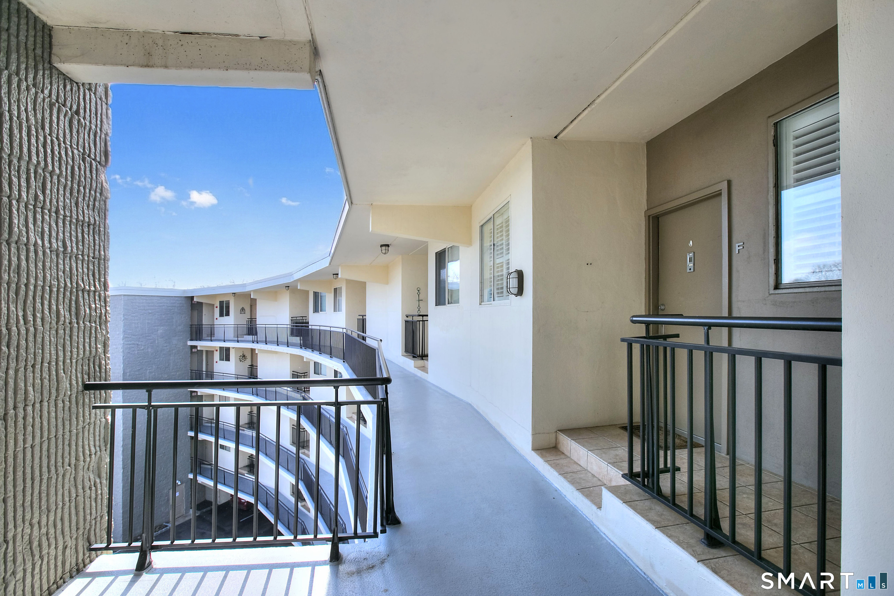 100 Seaview, Norwalk, 06855, 2 Bedrooms Bedrooms, 0 ,2 BathroomsBathrooms,Condo/co-op For Sale,For Sale,Seaview,0,24122289