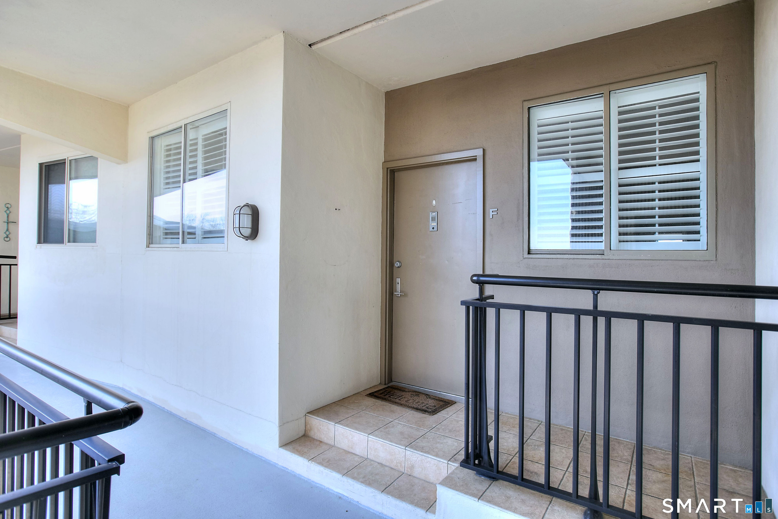 100 Seaview, Norwalk, 06855, 2 Bedrooms Bedrooms, 0 ,2 BathroomsBathrooms,Condo/co-op For Sale,For Sale,Seaview,0,24122289