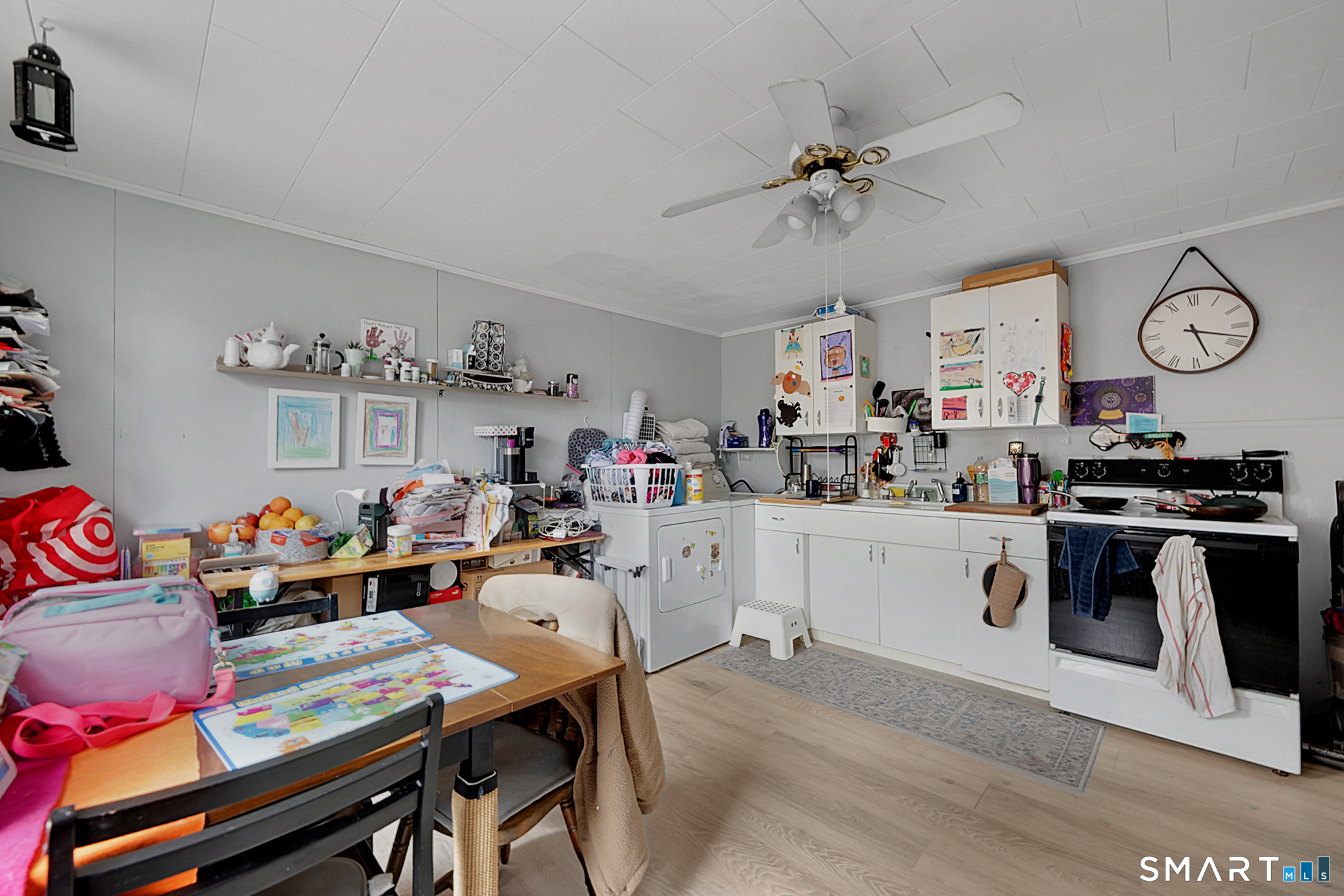 186 Main, Suffield, 06078, 8 Bedrooms Bedrooms, 0 ,6 BathroomsBathrooms,Multi-family For Sale,For Sale,Main,0,24161047