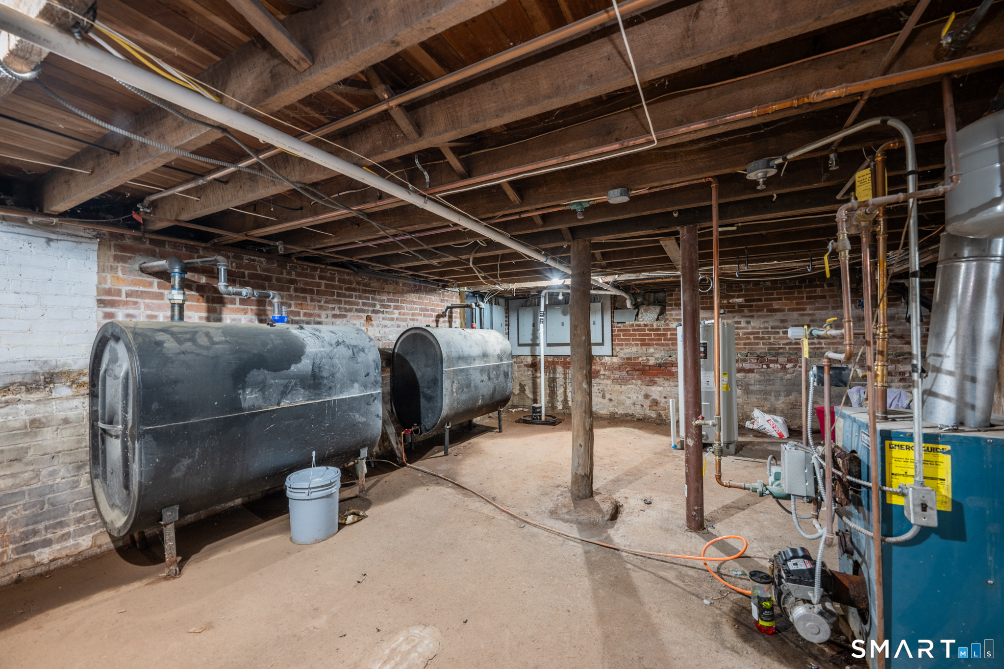 186 Main, Suffield, 06078, 8 Bedrooms Bedrooms, 0 ,6 BathroomsBathrooms,Multi-family For Sale,For Sale,Main,0,24161047