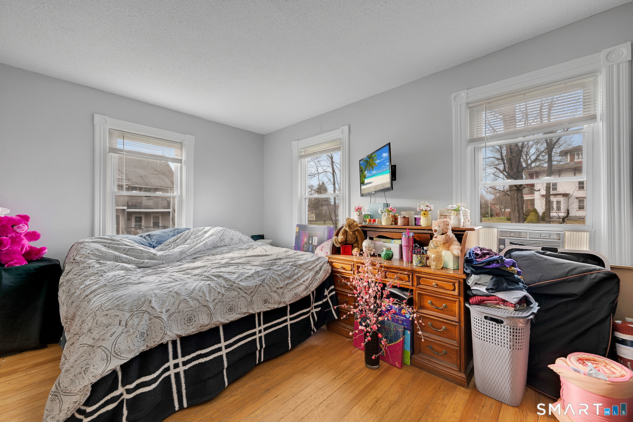 186 Main, Suffield, 06078, 8 Bedrooms Bedrooms, 0 ,6 BathroomsBathrooms,Multi-family For Sale,For Sale,Main,0,24161047