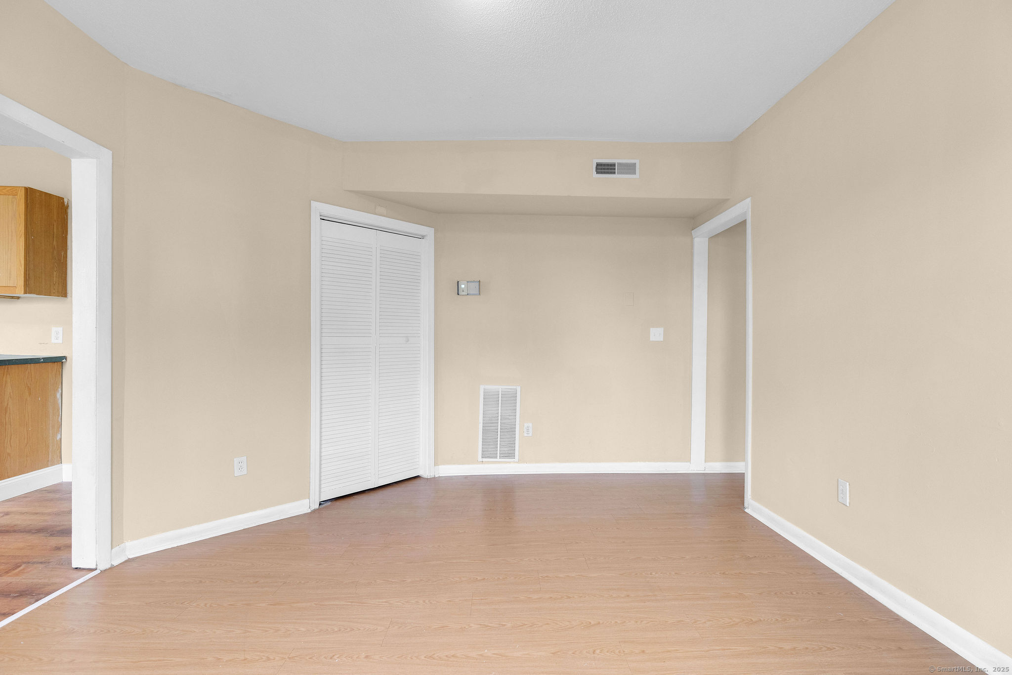 701 Main, Waterbury, 06706, 4 Bedrooms Bedrooms, 0 ,1 BathroomBathrooms,Multi-family For Sale,For Sale,Main,0,24163808