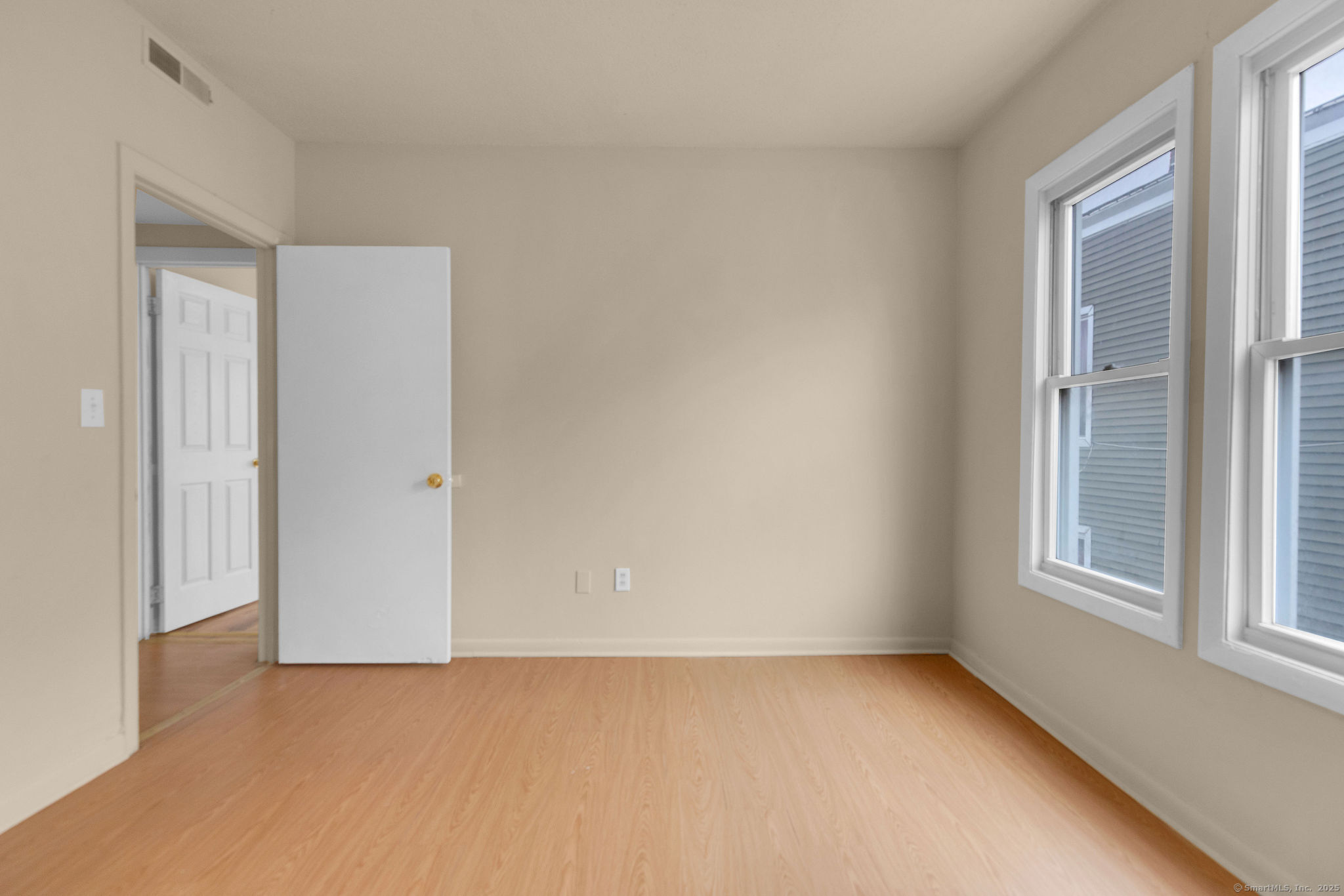 701 Main, Waterbury, 06706, 4 Bedrooms Bedrooms, 0 ,1 BathroomBathrooms,Multi-family For Sale,For Sale,Main,0,24163808