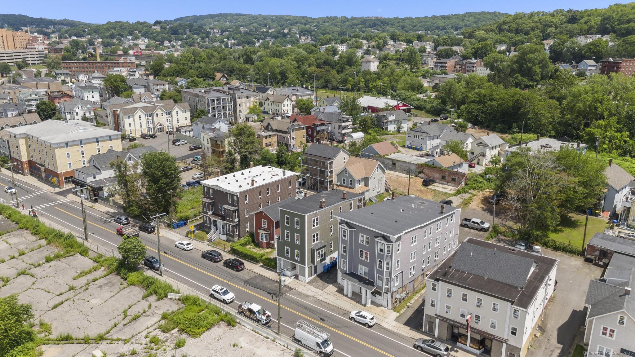 701 Main, Waterbury, 06706, 4 Bedrooms Bedrooms, 0 ,1 BathroomBathrooms,Multi-family For Sale,For Sale,Main,0,24163808