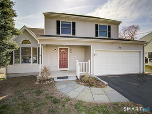 81 Old Stratfield Road