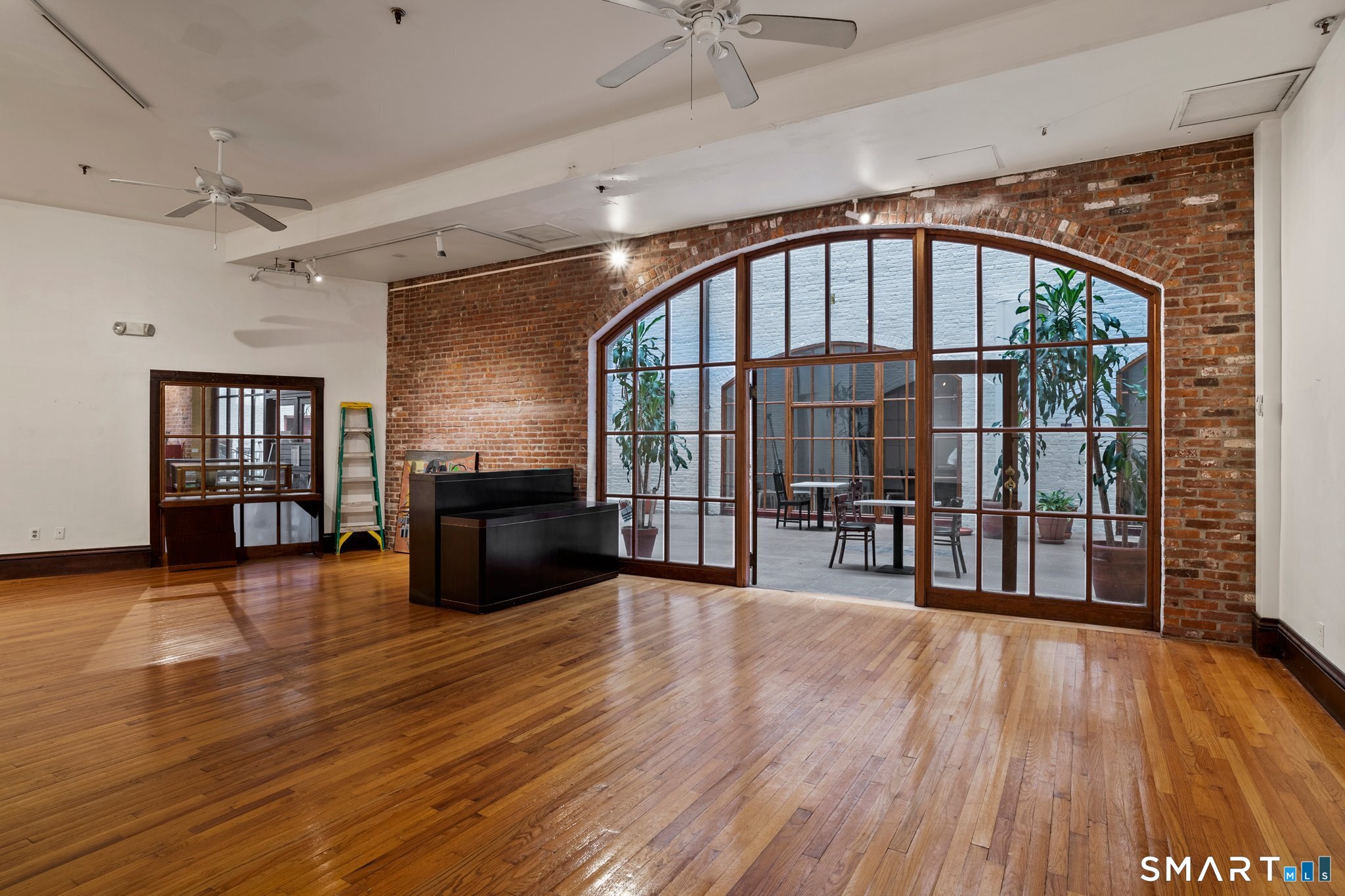 153 State, New London, 06320, 0 , 0 ,0,Commercial For Sale,For Sale,State,0,24164061