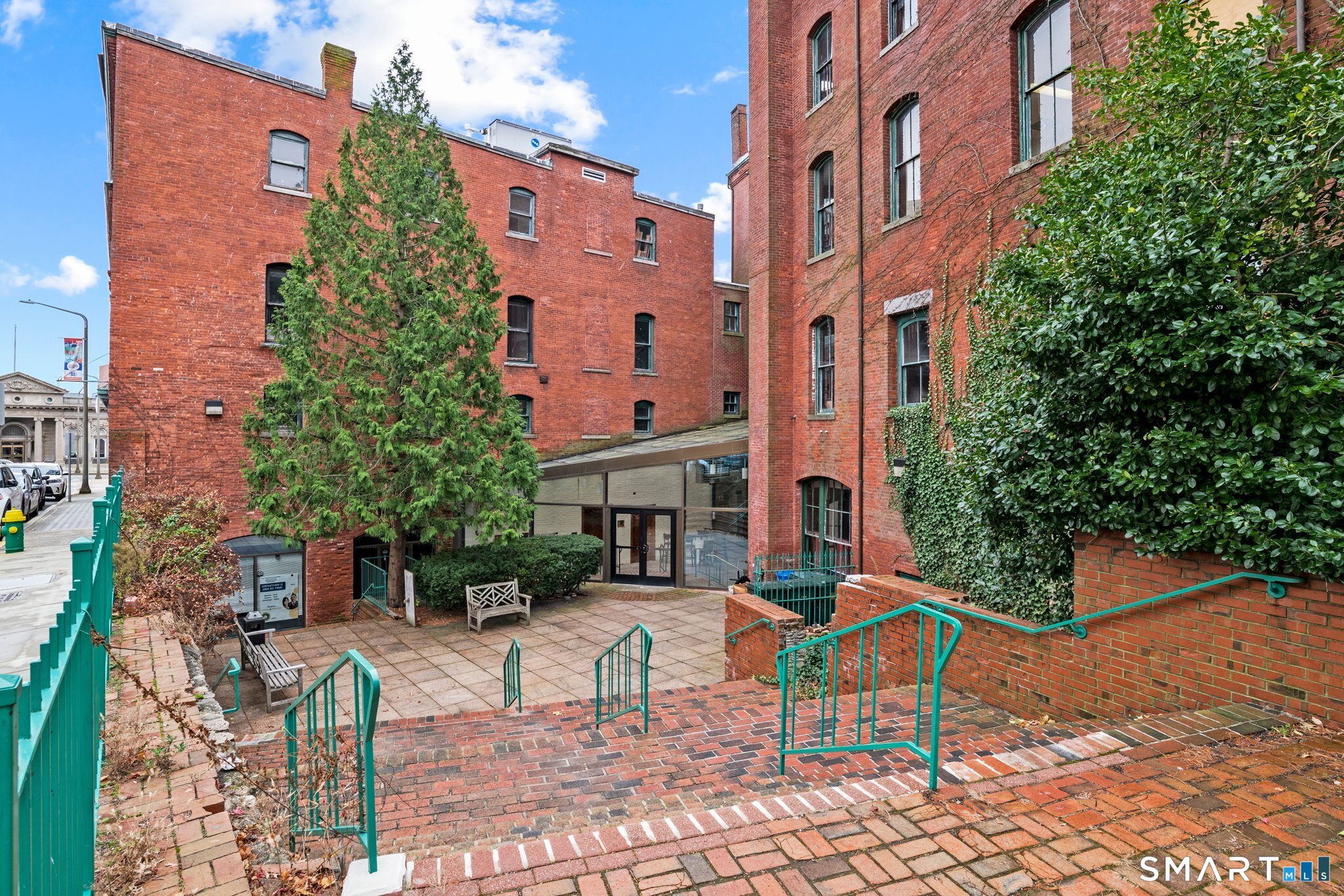 153 State, New London, 06320, 0 , 0 ,0,Commercial For Sale,For Sale,State,0,24164061