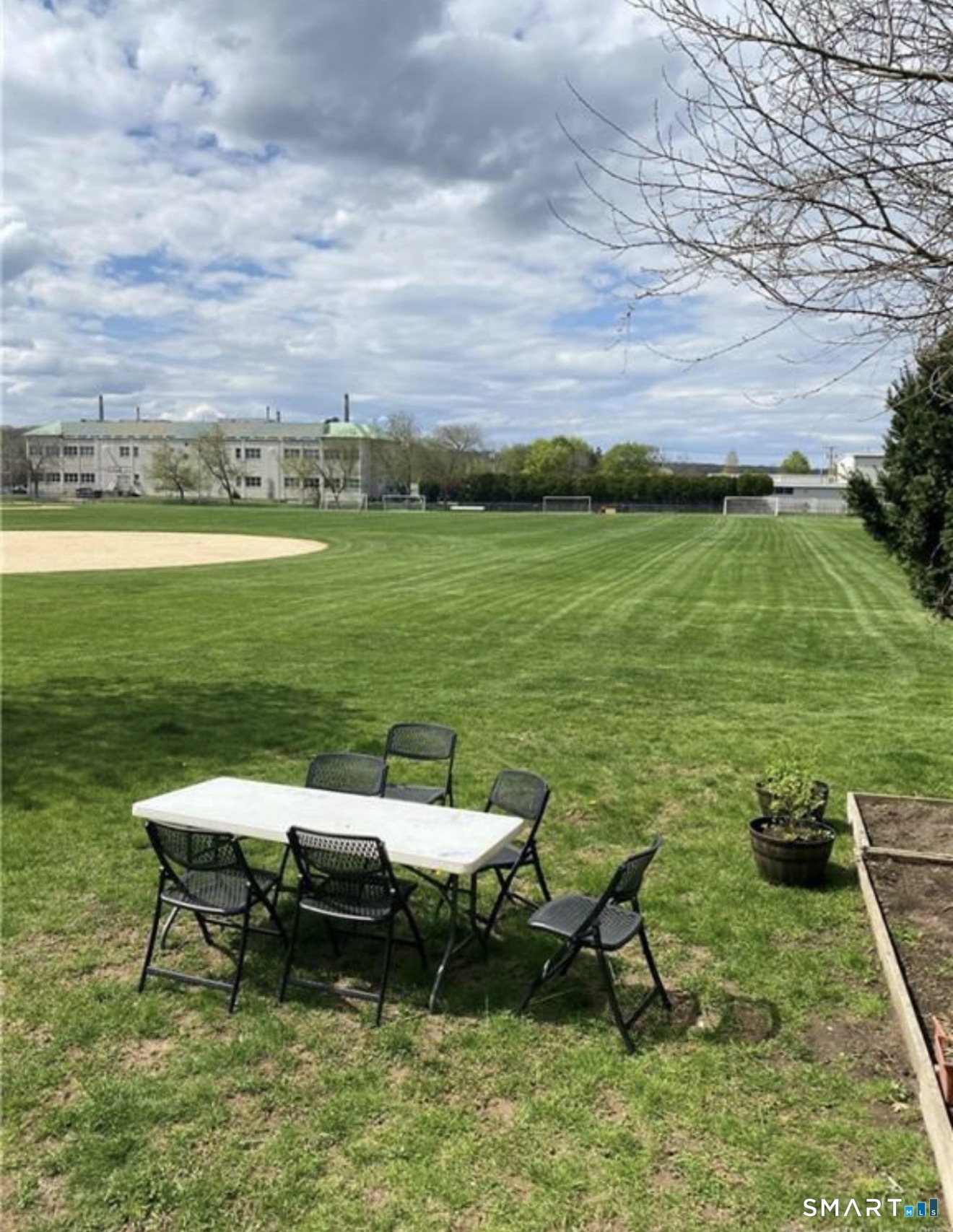 27 Manila, Woodbridge, 06525, 3 Bedrooms Bedrooms, 0 ,1 BathroomBathrooms,Residential Rental,For Sale,Manila,0,24154388