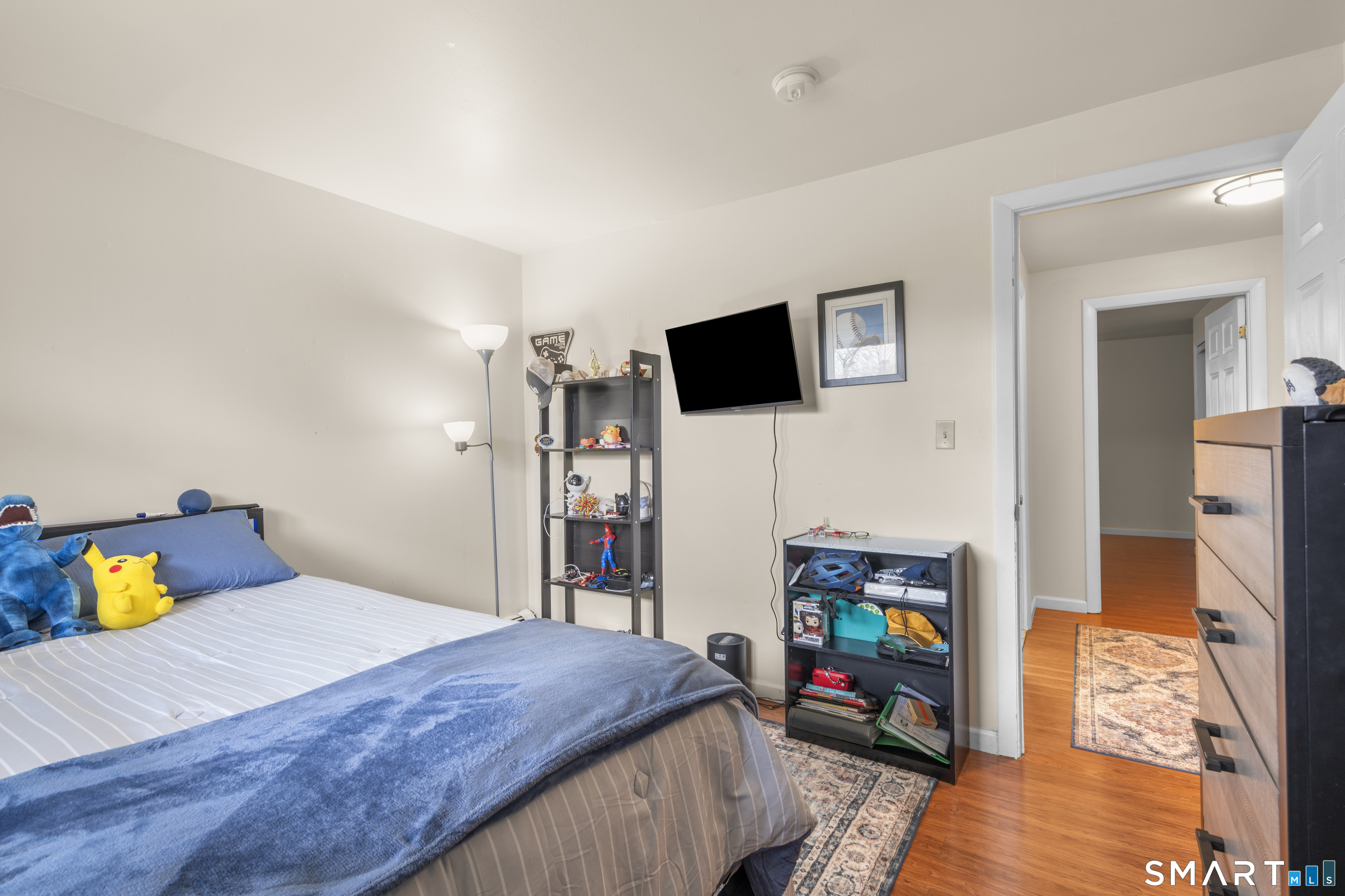 Photo 13 of 134 Williamstown Court, Newington, CT