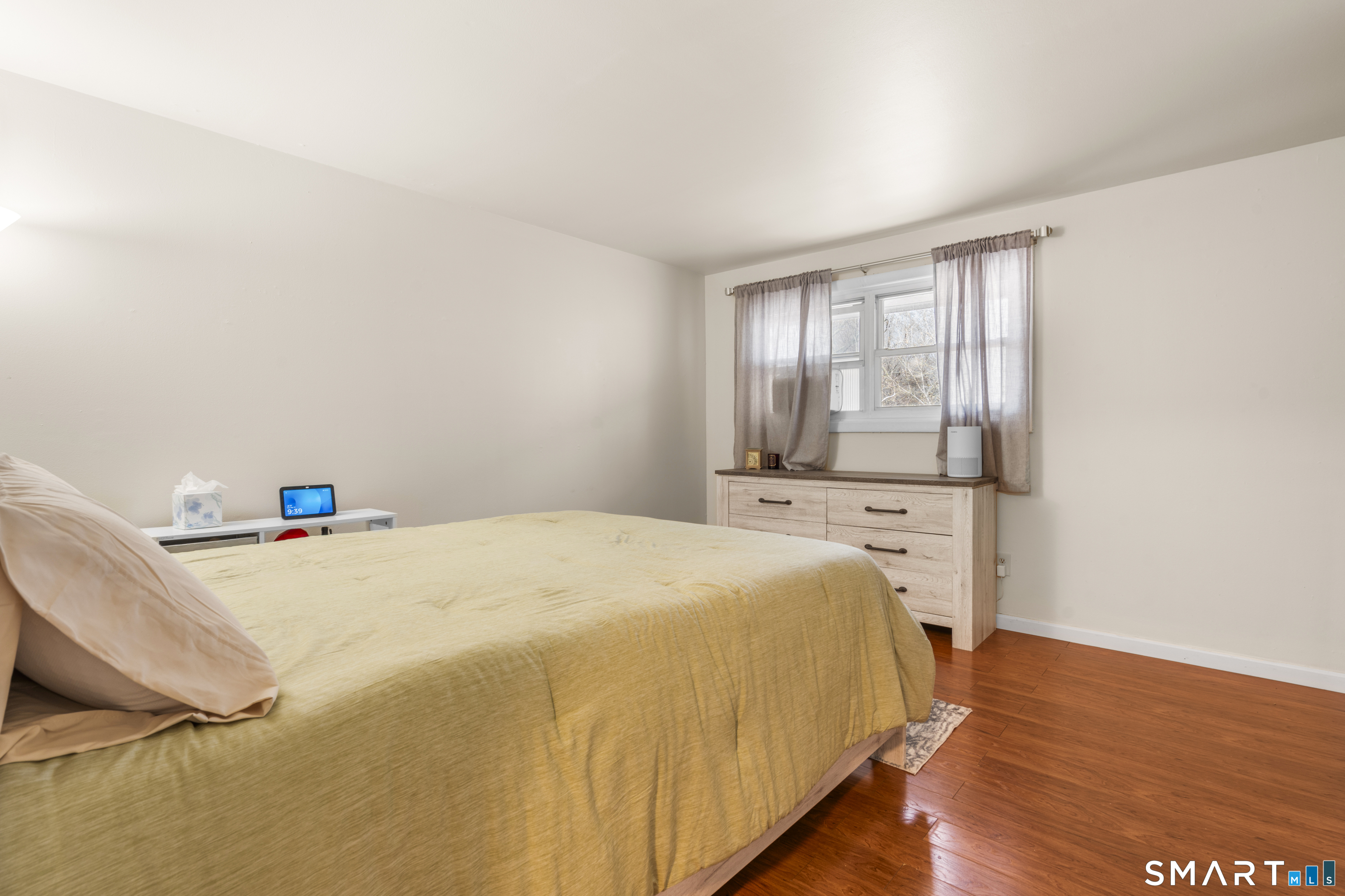 Photo 11 of 134 Williamstown Court, Newington, CT