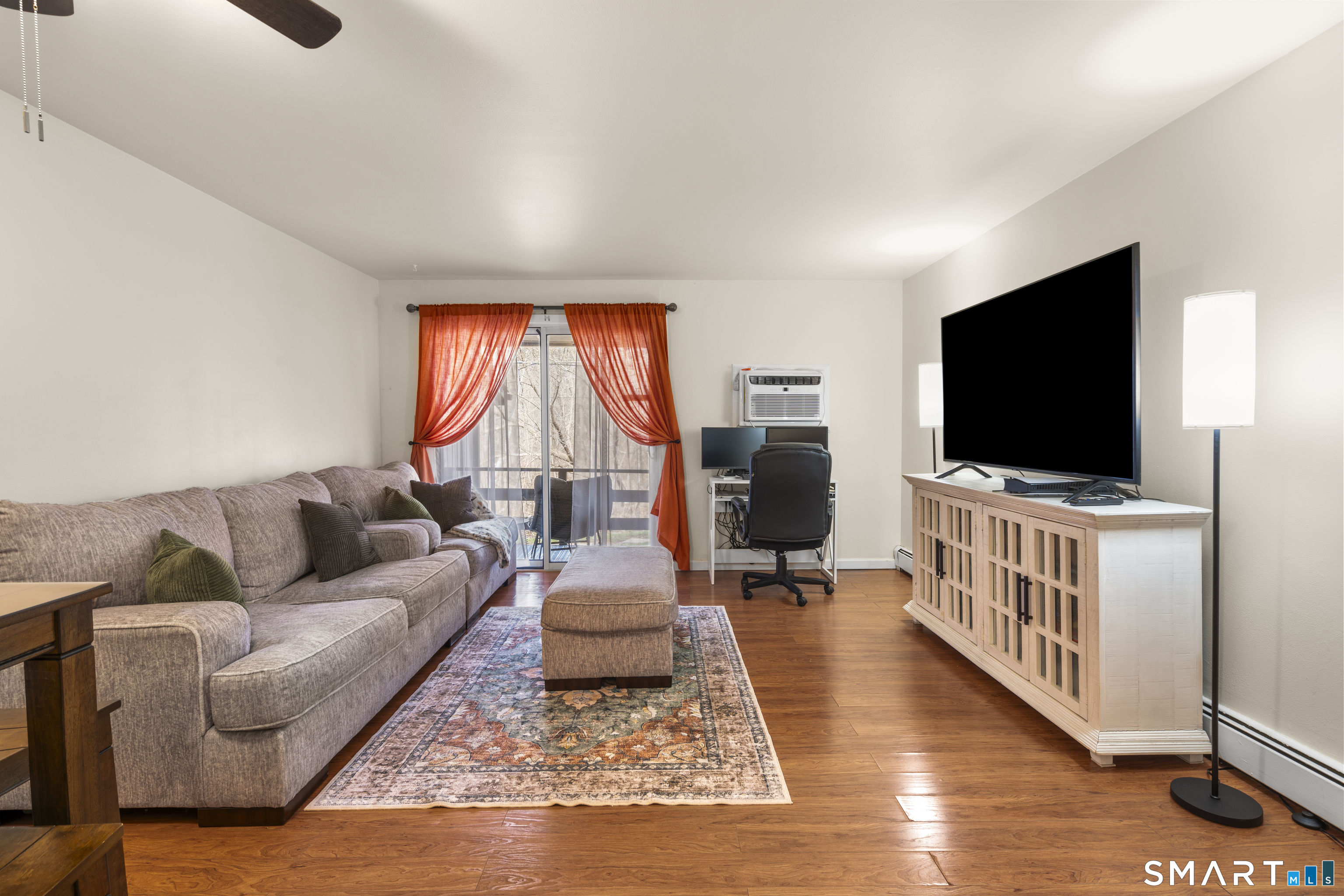 Photo 7 of 134 Williamstown Court, Newington, CT