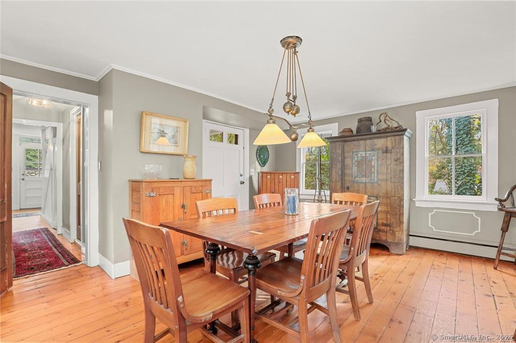 47 Hollow Tree Ridge, Darien, 06820, 3 Bedrooms Bedrooms, 0 ,2 BathroomsBathrooms,Residential Rental,For Sale,Hollow Tree Ridge,0,24164297