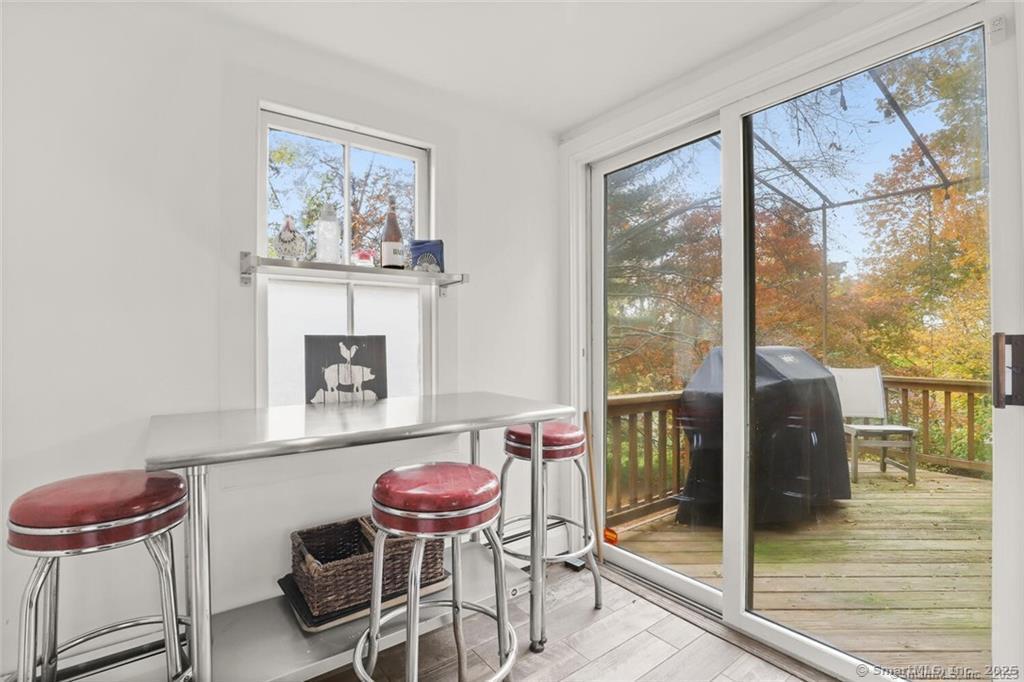 47 Hollow Tree Ridge, Darien, 06820, 3 Bedrooms Bedrooms, 0 ,2 BathroomsBathrooms,Residential Rental,For Sale,Hollow Tree Ridge,0,24164297