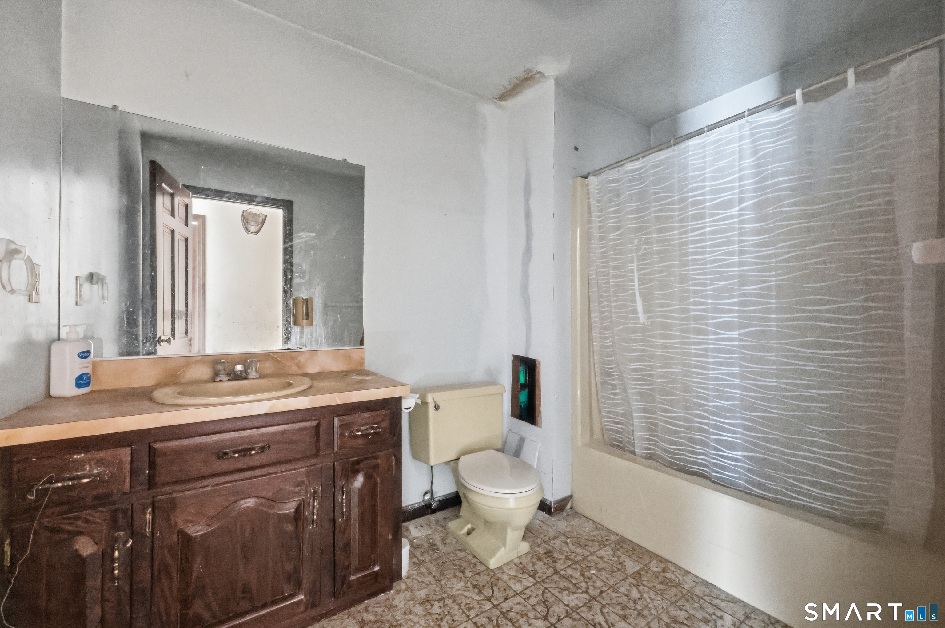 45 Quail Hollow, Southington, 06489, 4 Bedrooms Bedrooms, 0 ,2 BathroomsBathrooms,Single Family For Sale,For Sale,Quail Hollow,0,24152266