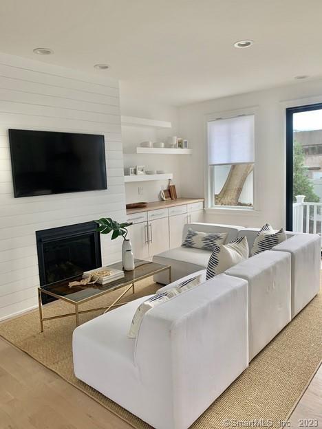 70 Seminary, New Canaan, 06840, 3 Bedrooms Bedrooms, 0 ,4 BathroomsBathrooms,Residential Rental,For Sale,Seminary,0,24164428