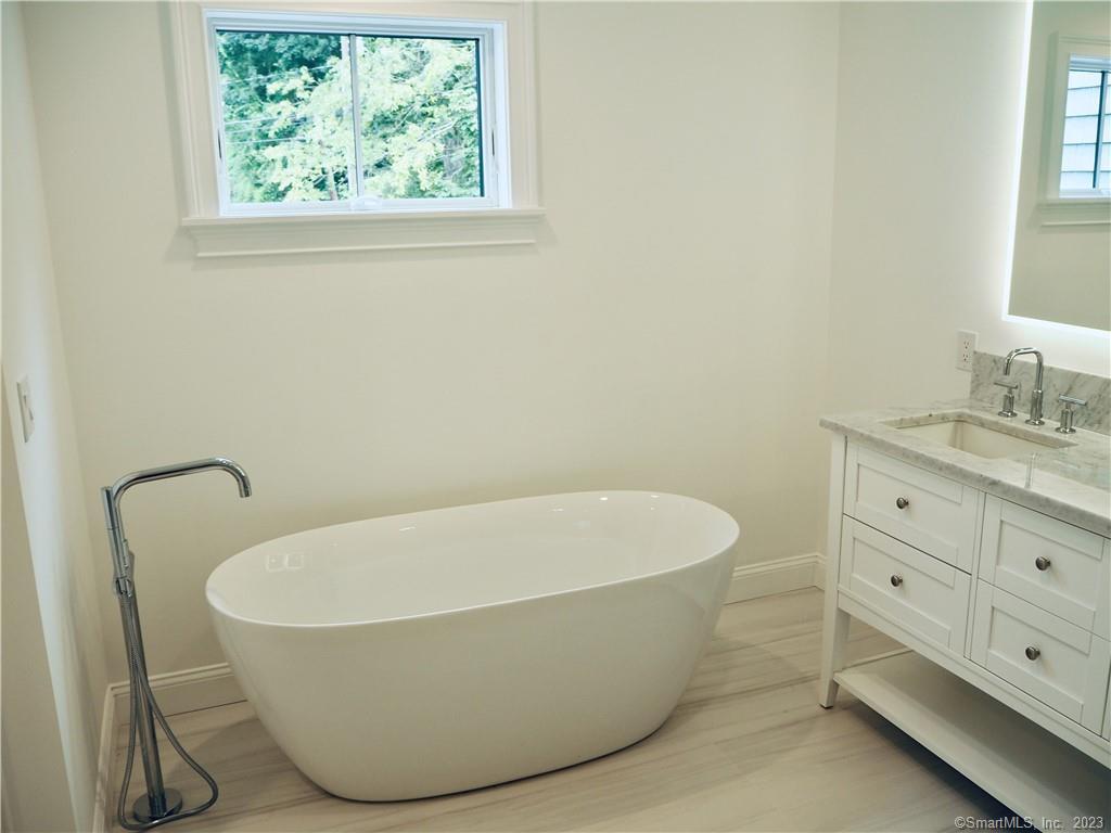 70 Seminary, New Canaan, 06840, 3 Bedrooms Bedrooms, 0 ,4 BathroomsBathrooms,Residential Rental,For Sale,Seminary,0,24164428