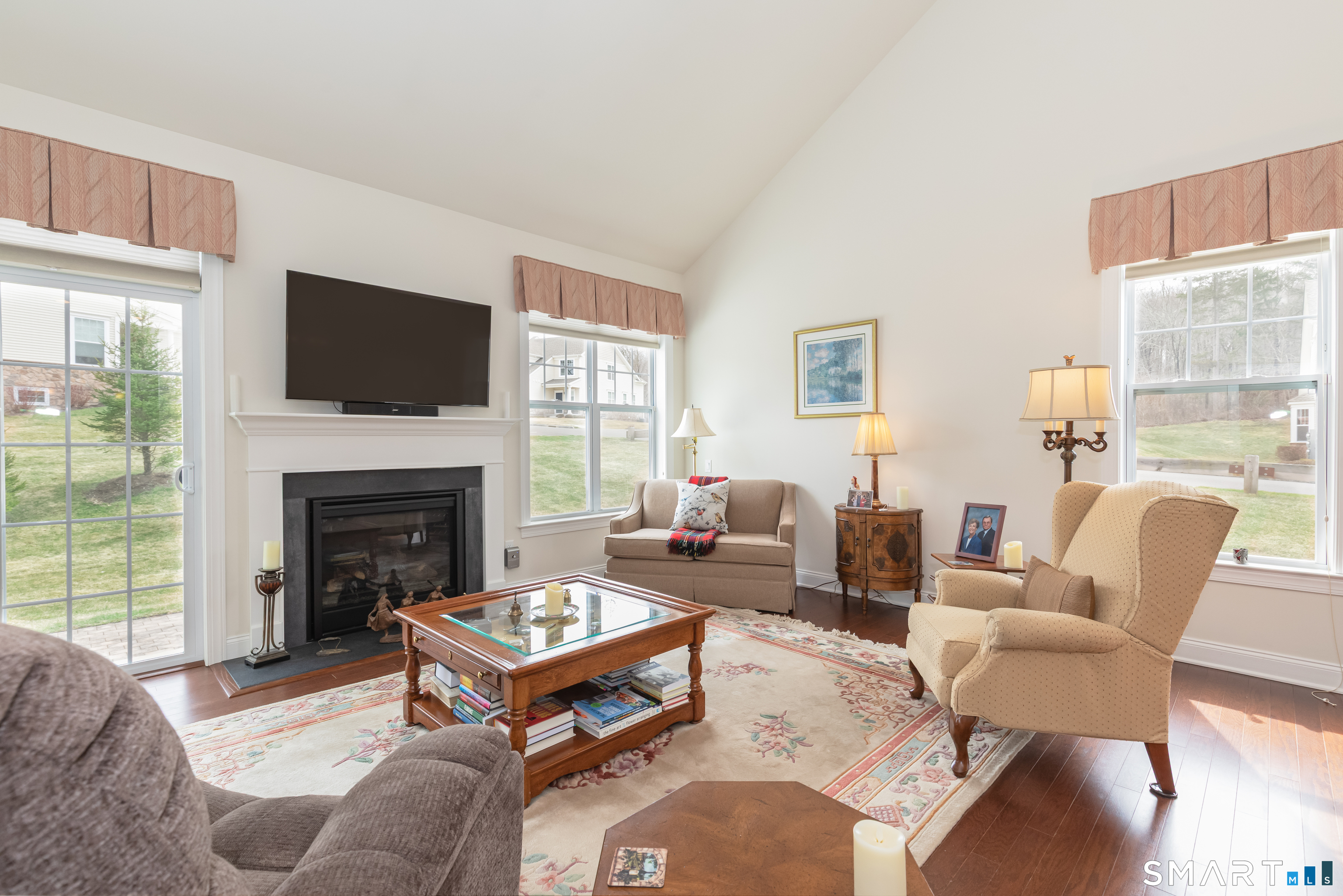 2 Arrowwood, Middlebury, 06762, 3 Bedrooms Bedrooms, 0 ,2 BathroomsBathrooms,Condo/co-op For Sale,For Sale,Arrowwood,0,24163914