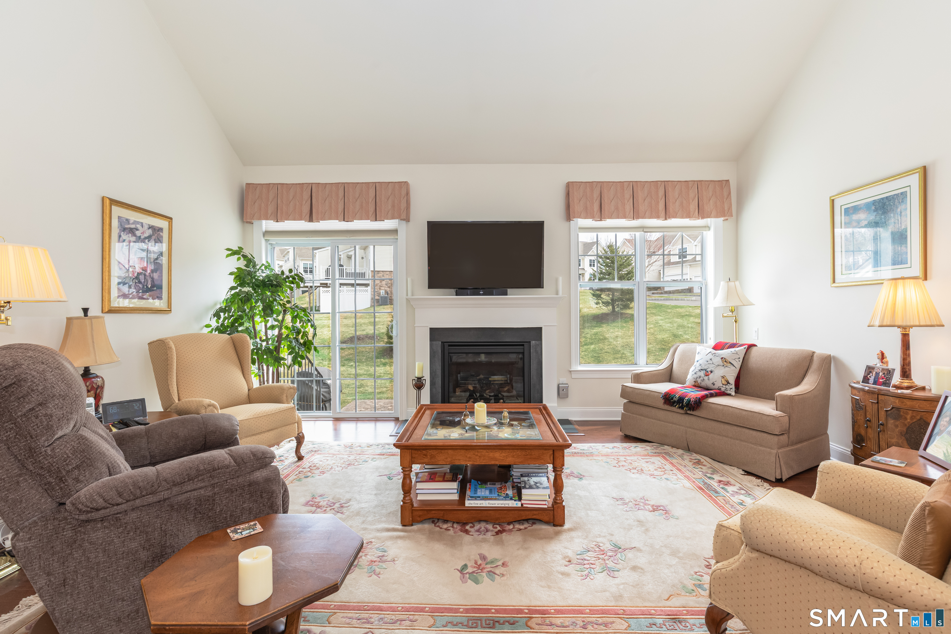 2 Arrowwood, Middlebury, 06762, 3 Bedrooms Bedrooms, 0 ,2 BathroomsBathrooms,Condo/co-op For Sale,For Sale,Arrowwood,0,24163914