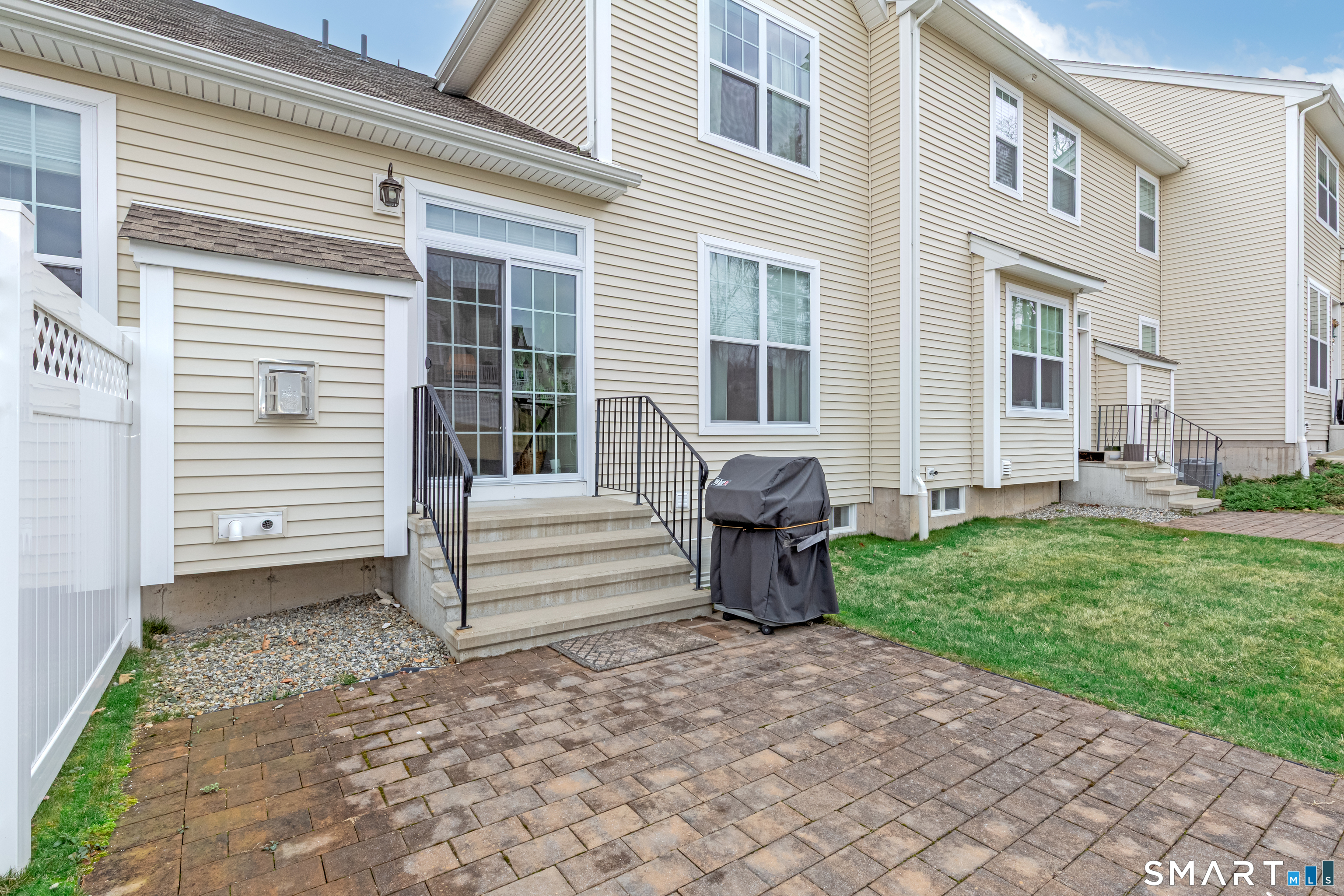 2 Arrowwood, Middlebury, 06762, 3 Bedrooms Bedrooms, 0 ,2 BathroomsBathrooms,Condo/co-op For Sale,For Sale,Arrowwood,0,24163914