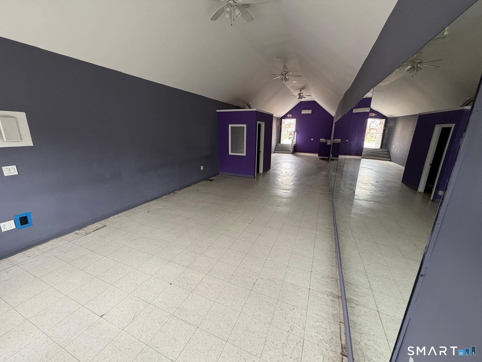 1434 North, Bridgeport, 06604, 0 , 0 ,0,Commercial For Lease,For Rent,North,0,24164311