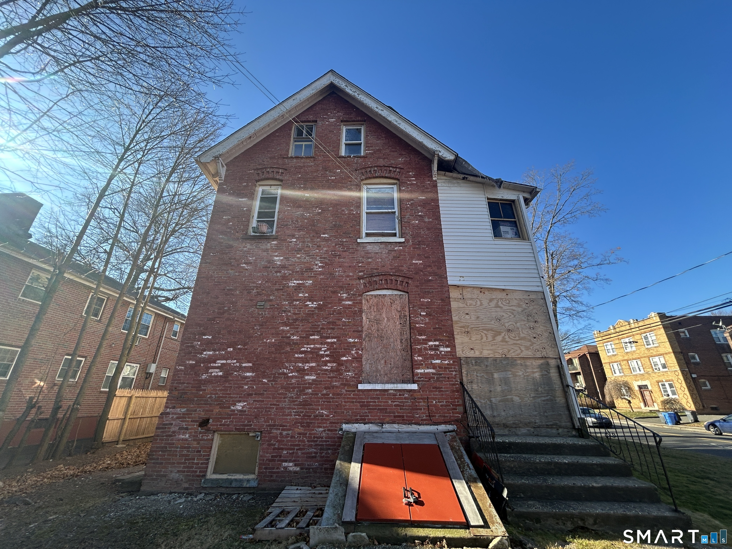 4 George, Hartford, 06114, 6 Bedrooms Bedrooms, 0 ,3 BathroomsBathrooms,Multi-family For Sale,For Sale,George,0,24164248