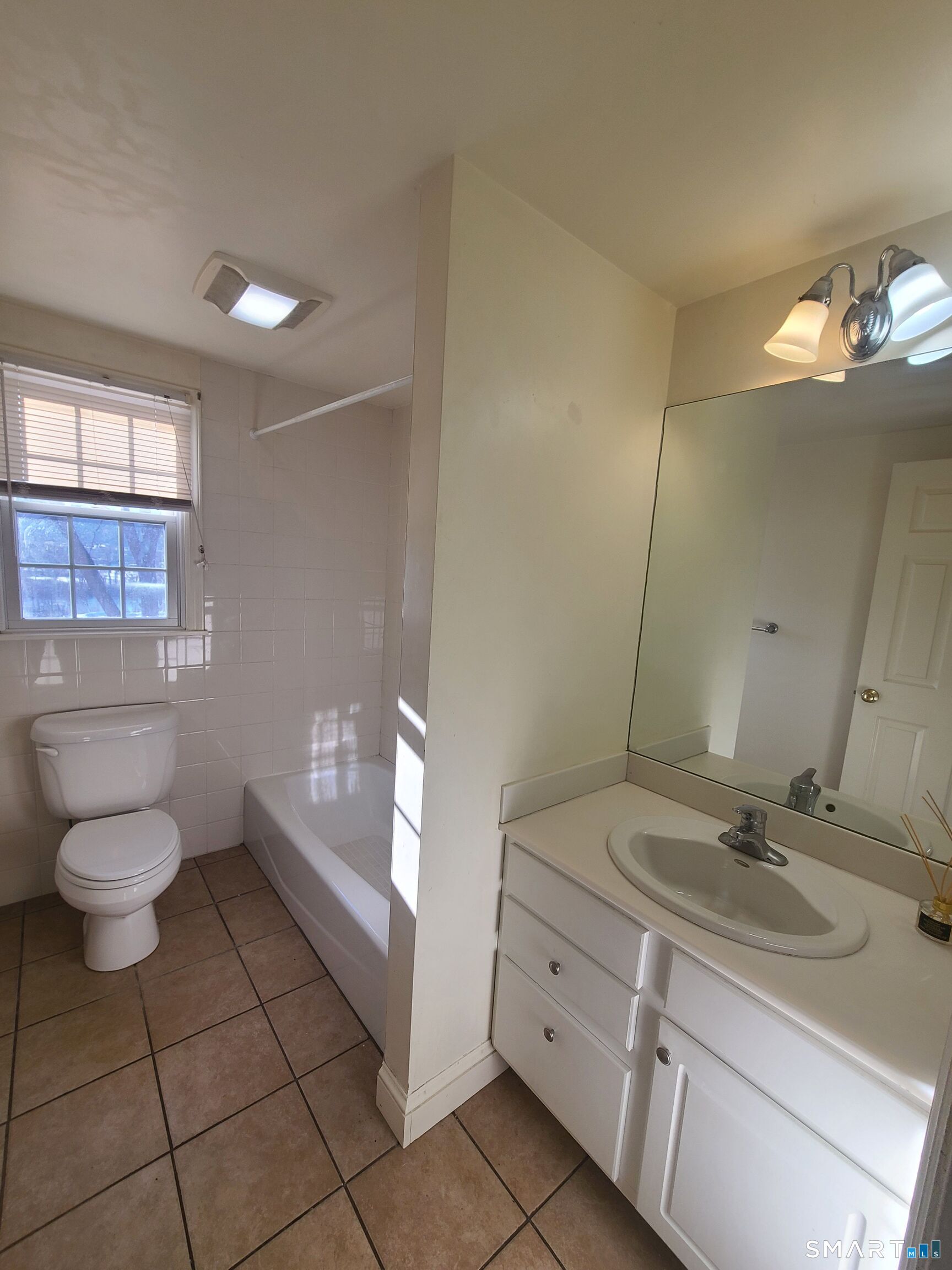 129 Railroad, New Milford, 06776, 3 Bedrooms Bedrooms, 0 ,1 BathroomBathrooms,Residential Rental,For Sale,Railroad,0,24164719