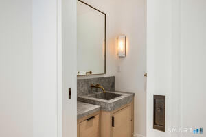 Powder room