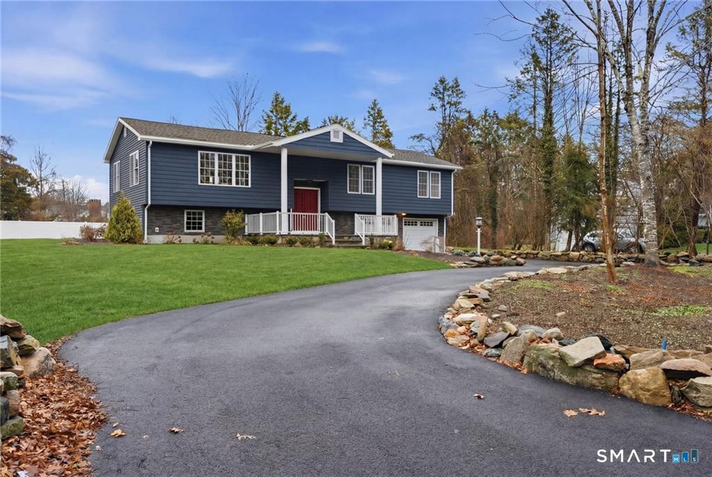 4 Shore Road