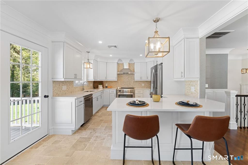 4 Shore, Westerly, 02891, 3 Bedrooms Bedrooms, 0 ,3 BathroomsBathrooms,Single Family For Sale,For Sale,Shore,0,24163361