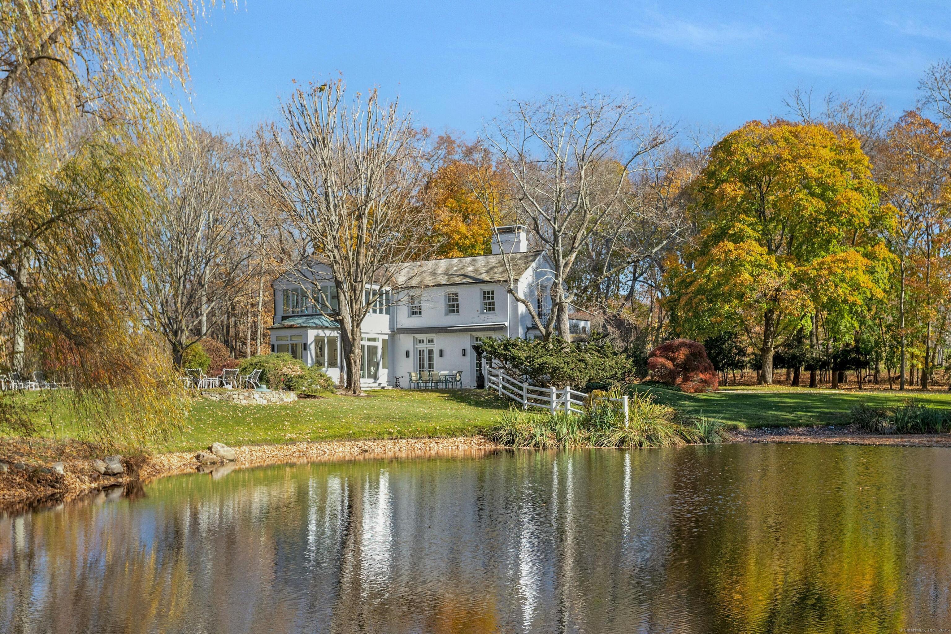 75 Hanson Road, Darien, Connecticut photo 1