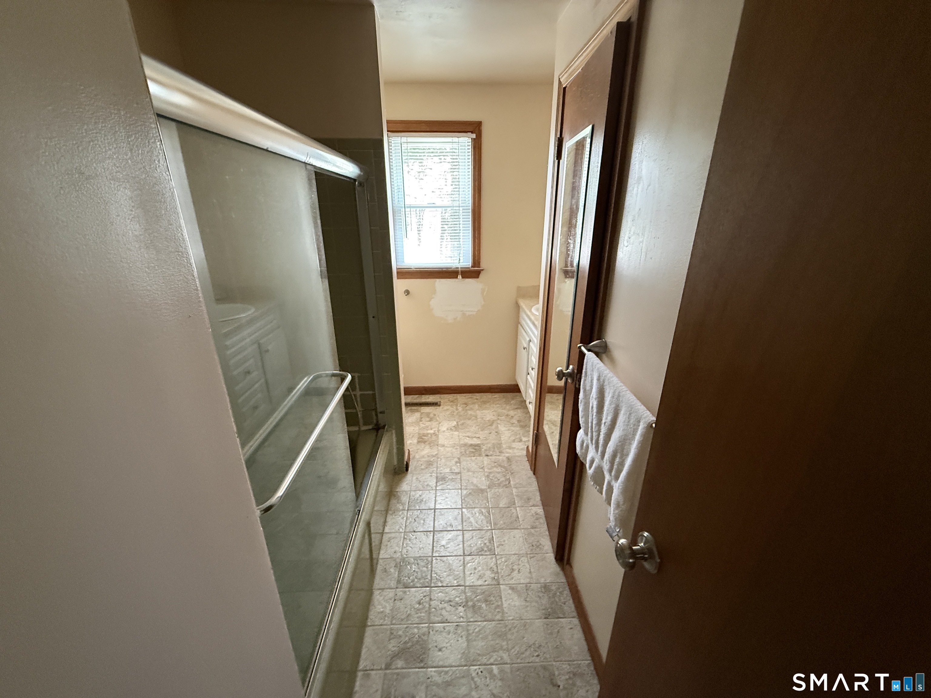 321 Knob Hill, Meriden, 06451, 4 Bedrooms Bedrooms, 0 ,1 BathroomBathrooms,Single Family For Sale,For Sale,Knob Hill,0,24164999