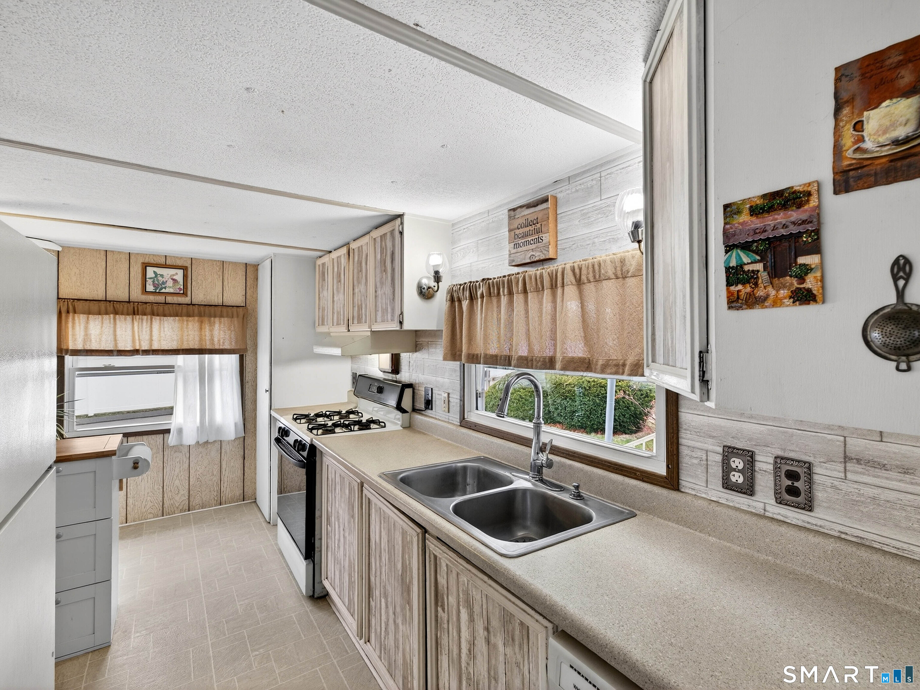 23 Linden, Westbrook, 06498, 2 Bedrooms Bedrooms, 0 ,1 BathroomBathrooms,Single Family For Sale,For Sale,Linden,0,24165050