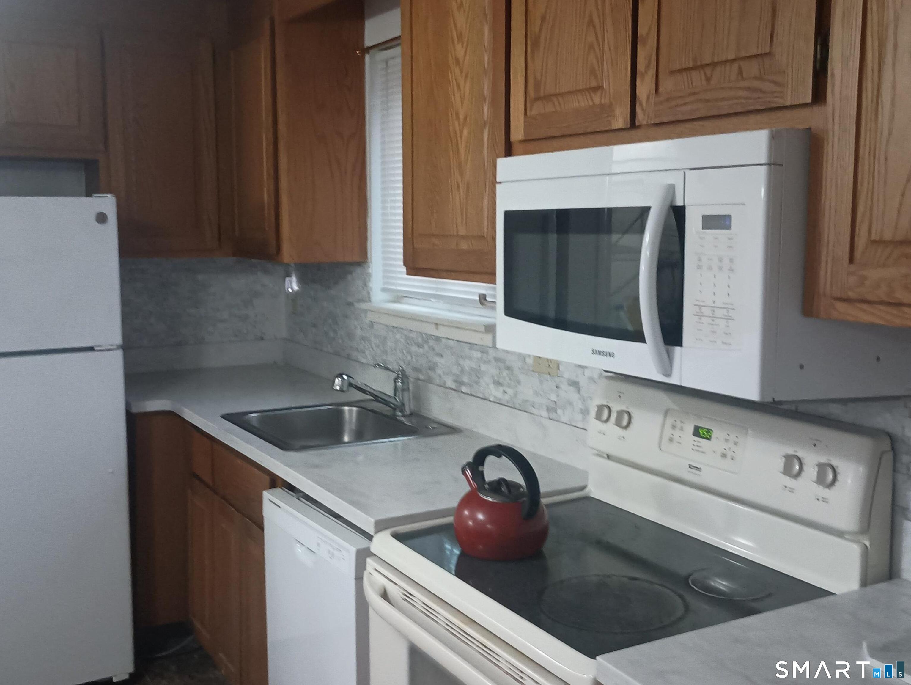 2 Branch, Thomaston, 06787, 2 Bedrooms Bedrooms, 0 ,1 BathroomBathrooms,Condo/co-op For Sale,For Sale,Branch,0,24159598