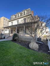 49 Glenbrook Road, Unit 103