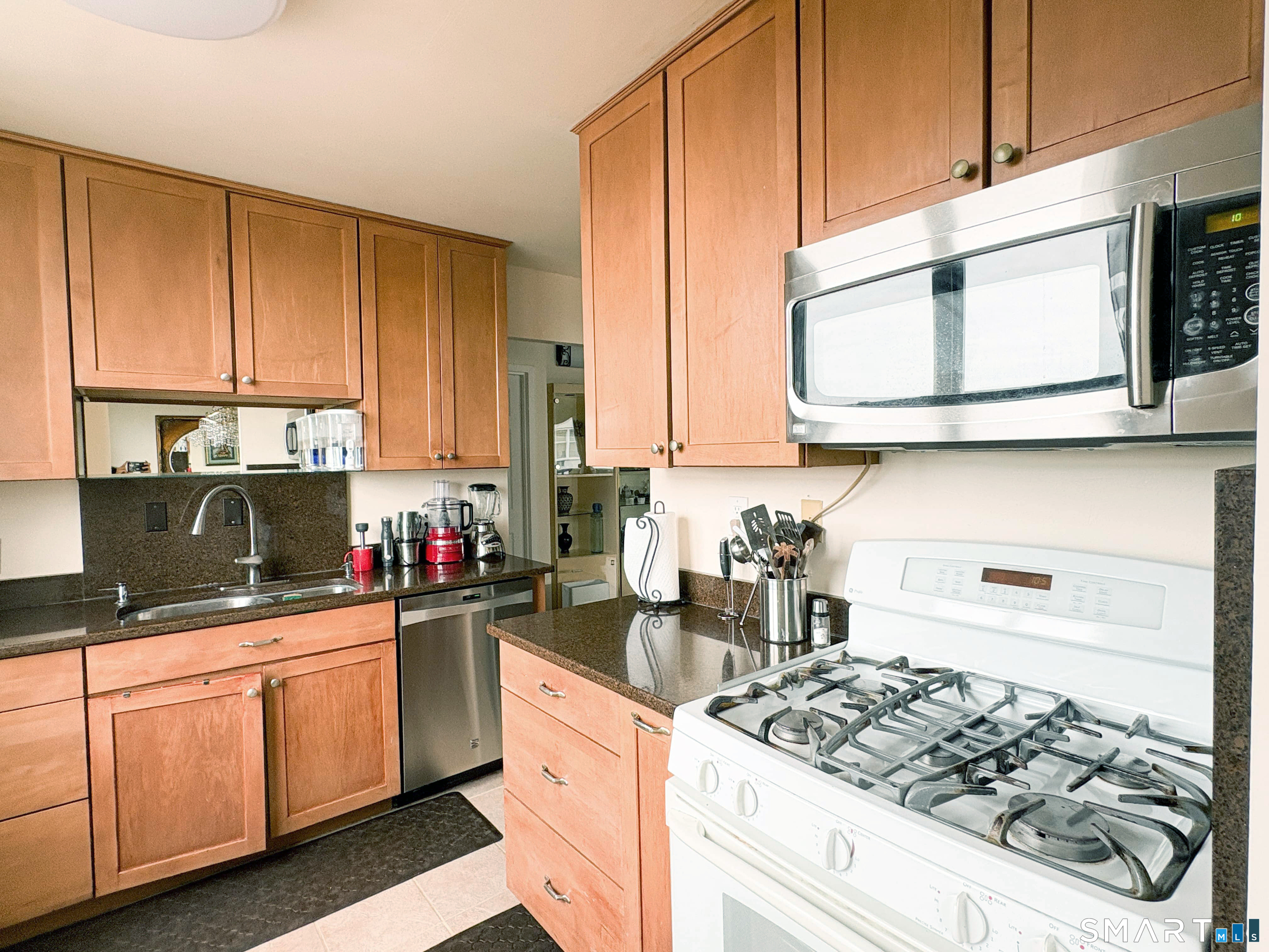 50 Glenbrook, Stamford, 06902, 3 Bedrooms Bedrooms, 0 ,3 BathroomsBathrooms,Condo/co-op For Sale,For Sale,Glenbrook,0,24155718