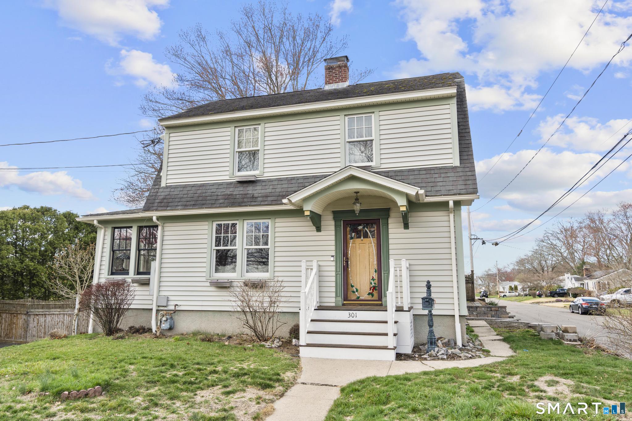 301 Buckingham Avenue