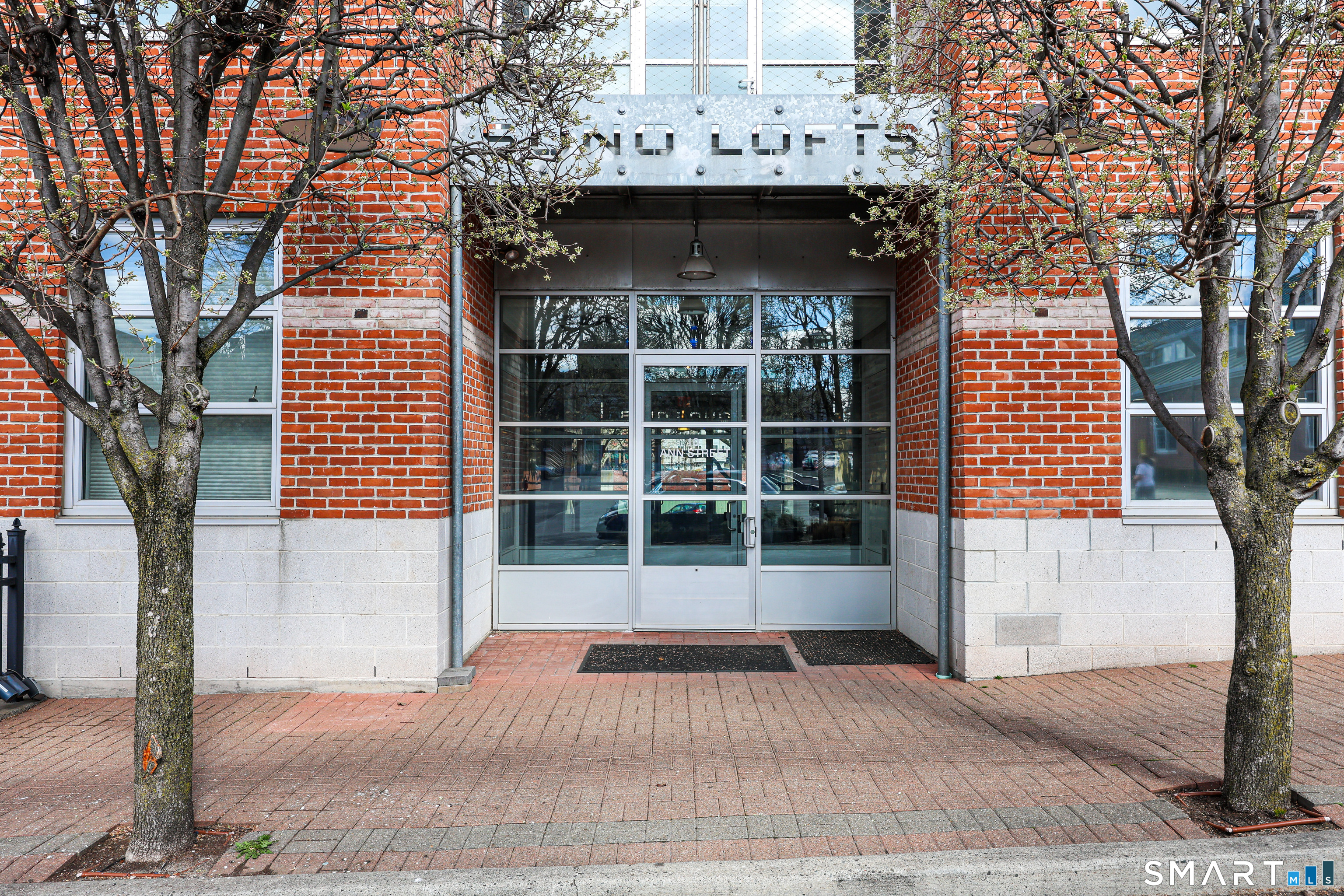 Photo 2 of 10 Ann Street, Norwalk, CT