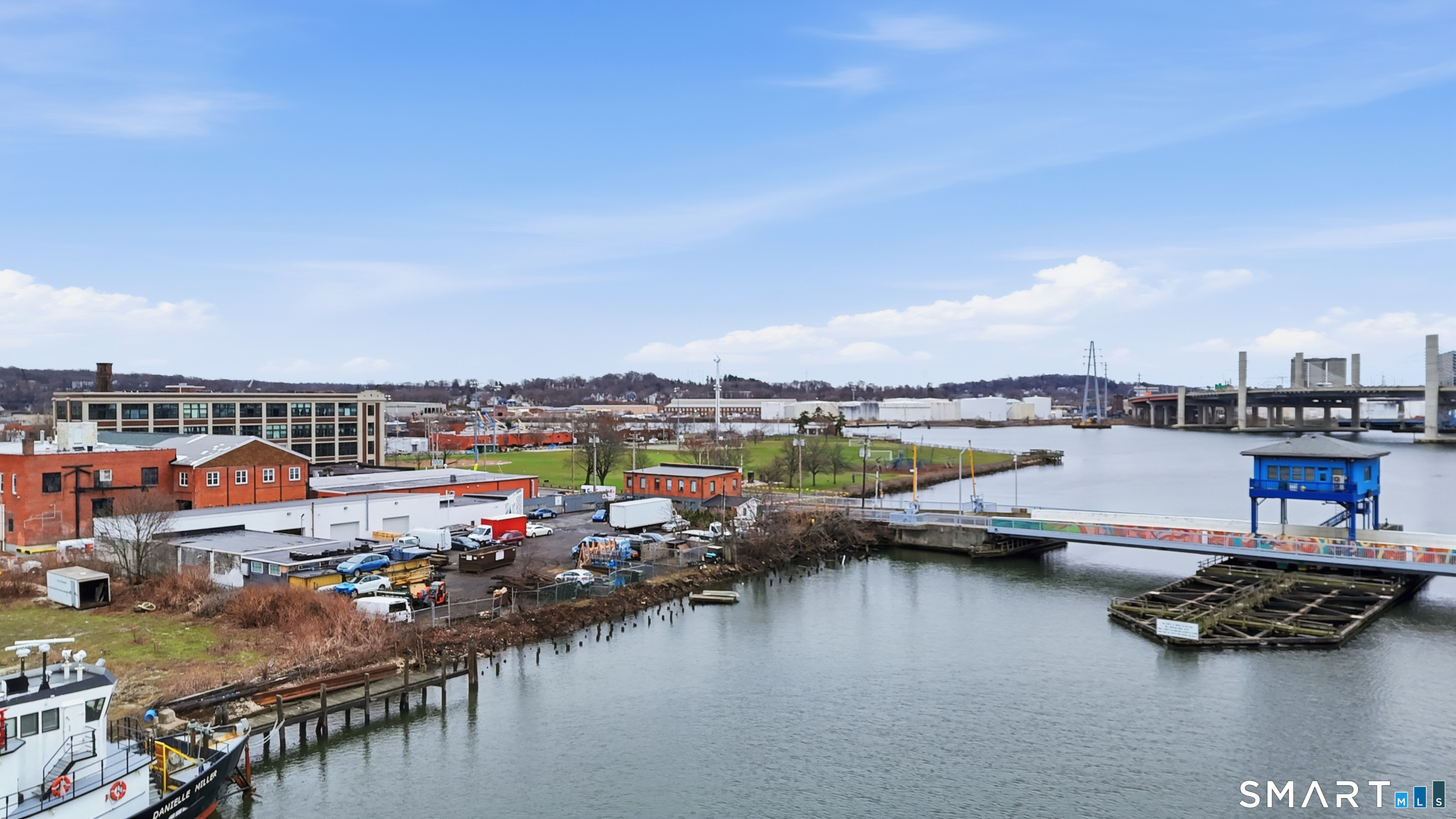 299 Chapel, New Haven, 06513, 0 , 0 ,2 BathroomsBathrooms,Commercial For Sale,For Sale,Chapel,0,24117335