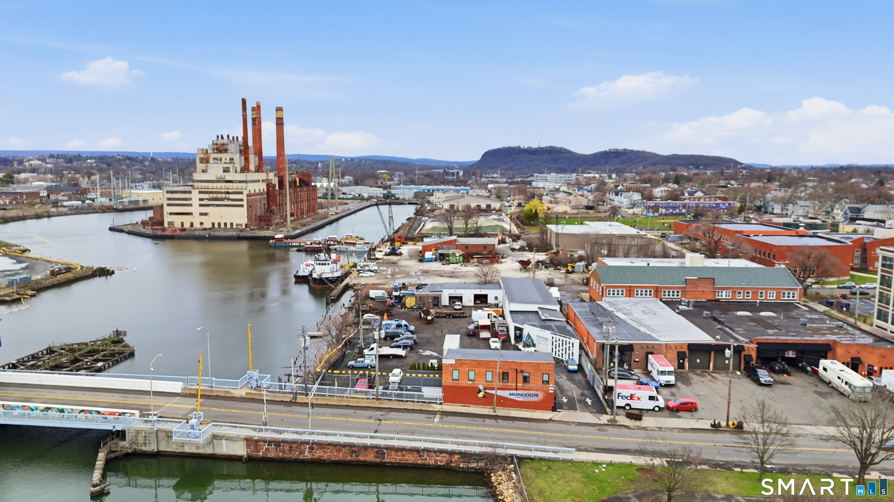 299 Chapel, New Haven, 06513, 0 , 0 ,2 BathroomsBathrooms,Commercial For Sale,For Sale,Chapel,0,24117335