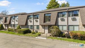 255 Strawberry Hill Avenue, Unit B10