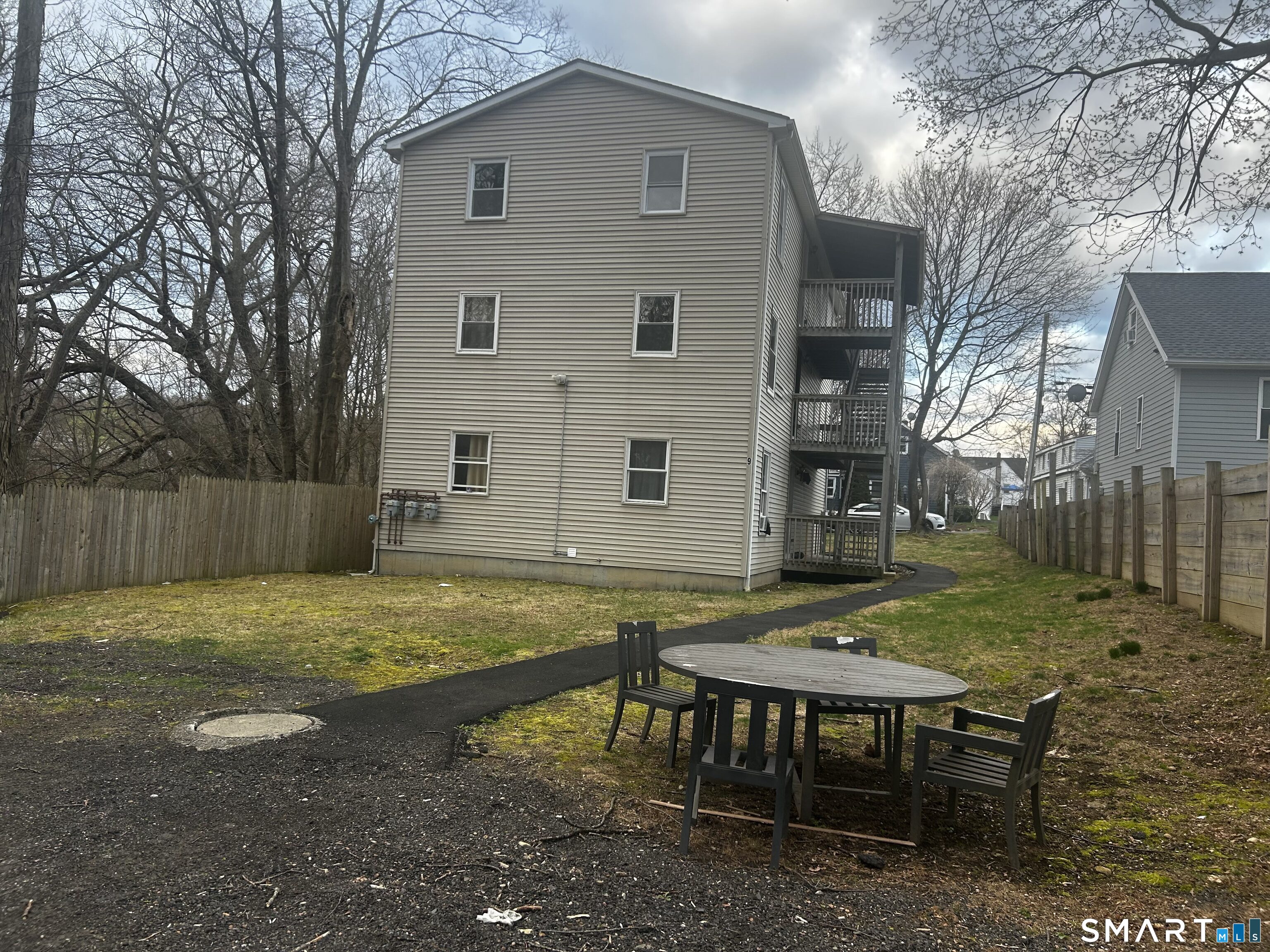 9 Concord, Danbury, 06810, 3 Bedrooms Bedrooms, 0 ,1 BathroomBathrooms,Residential Rental,For Sale,Concord,0,24156552