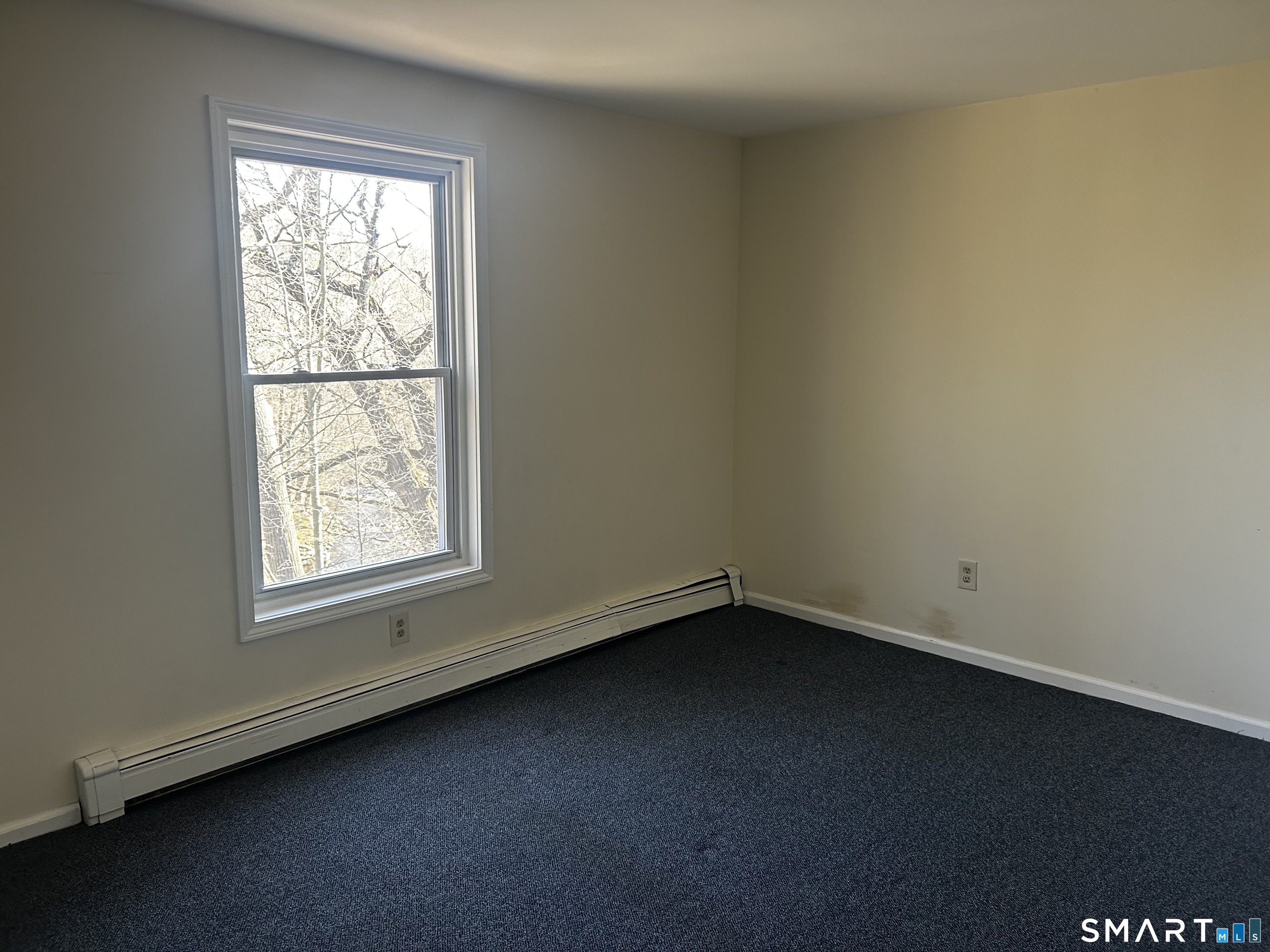 9 Concord, Danbury, 06810, 3 Bedrooms Bedrooms, 0 ,1 BathroomBathrooms,Residential Rental,For Sale,Concord,0,24156552