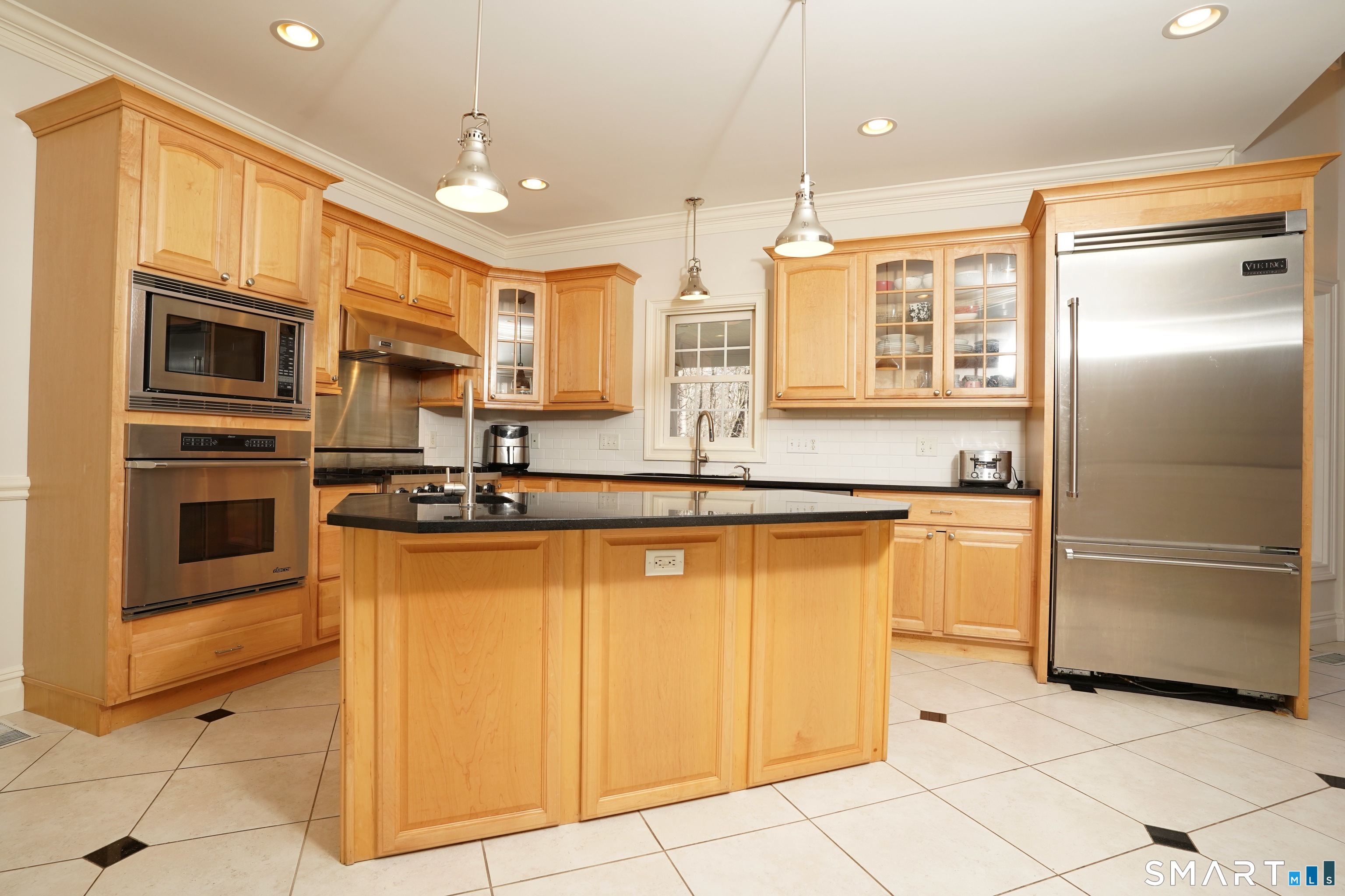 10 Whispering Hollow, Cheshire, 06410, 4 Bedrooms Bedrooms, 0 ,4 BathroomsBathrooms,Single Family For Sale,For Sale,Whispering Hollow,0,24165619