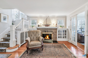 12 Old Saugatuck Road