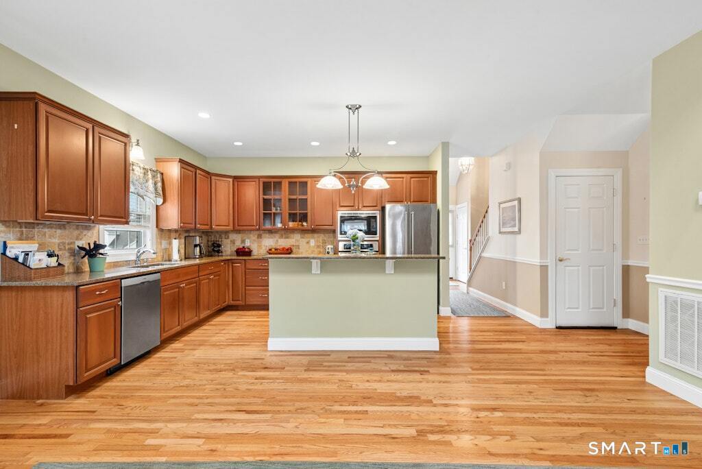 194 Eastwood, Seymour, 06483, 2 Bedrooms Bedrooms, 0 ,2 BathroomsBathrooms,Condo/co-op For Sale,For Sale,Eastwood,0,24165974