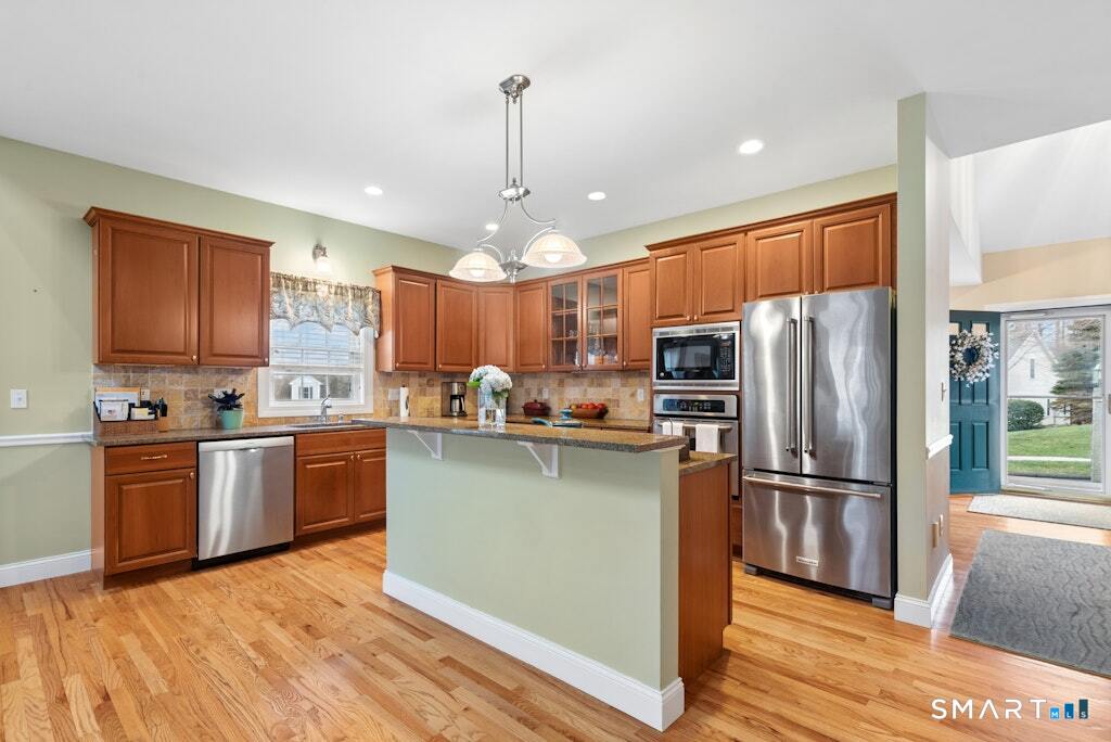 194 Eastwood, Seymour, 06483, 2 Bedrooms Bedrooms, 0 ,2 BathroomsBathrooms,Condo/co-op For Sale,For Sale,Eastwood,0,24165974